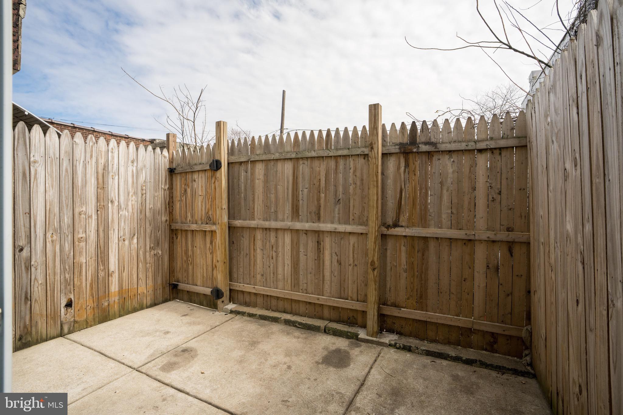 KENSINGTON - Residential