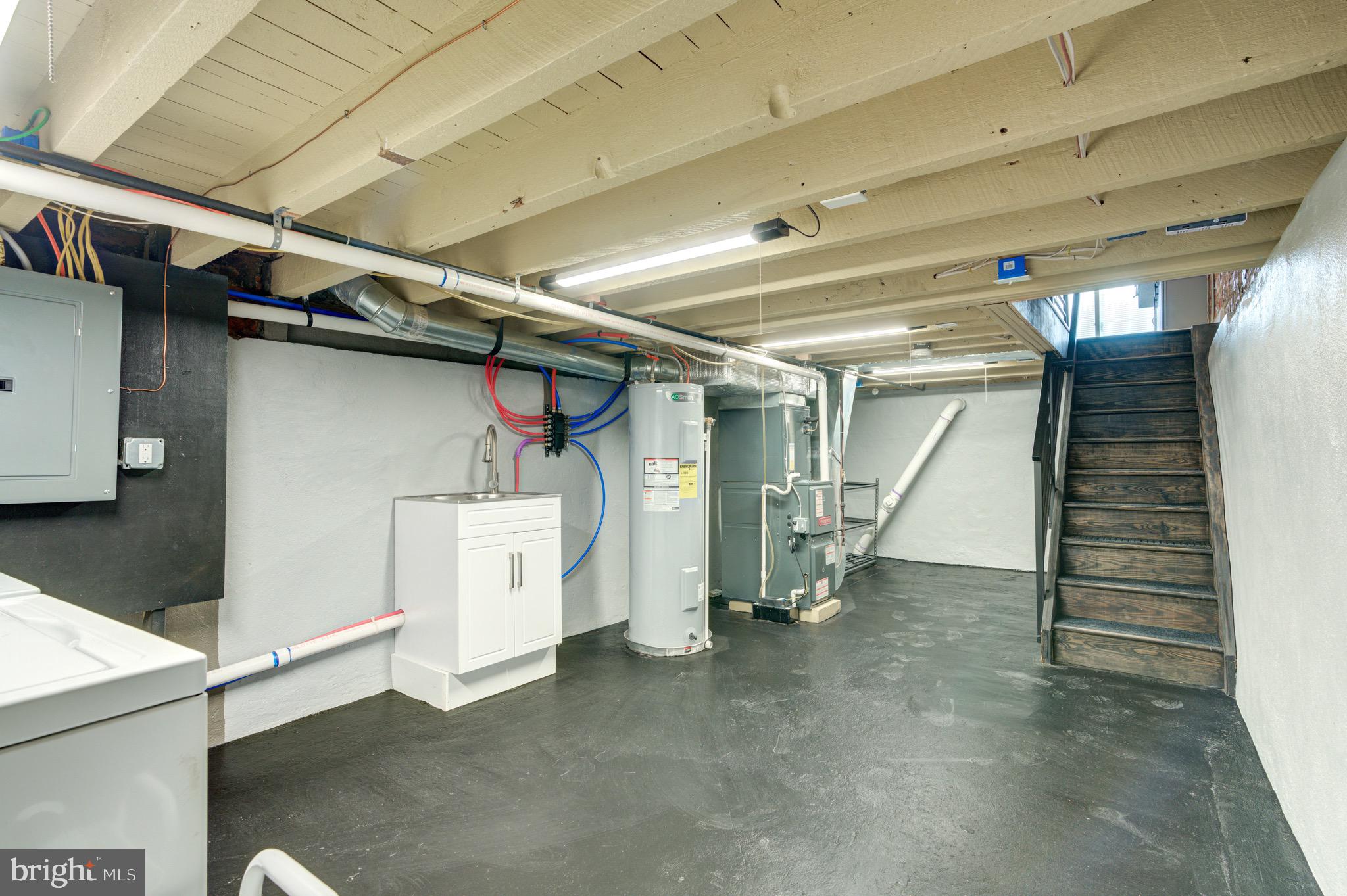 KENSINGTON - Residential