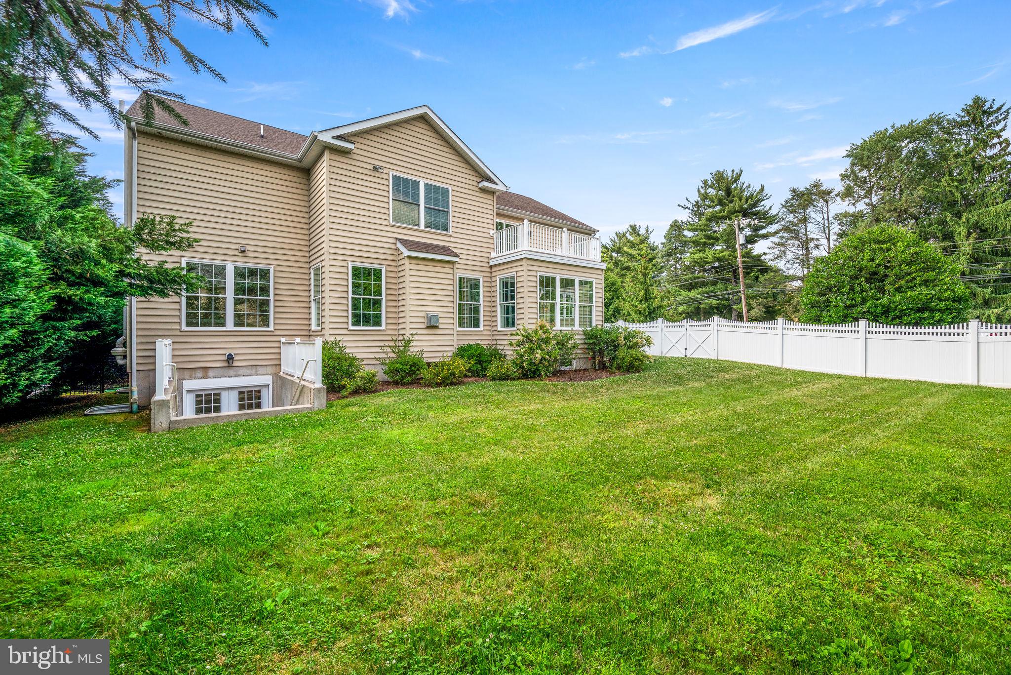 PEAR TREE VIL - Residential