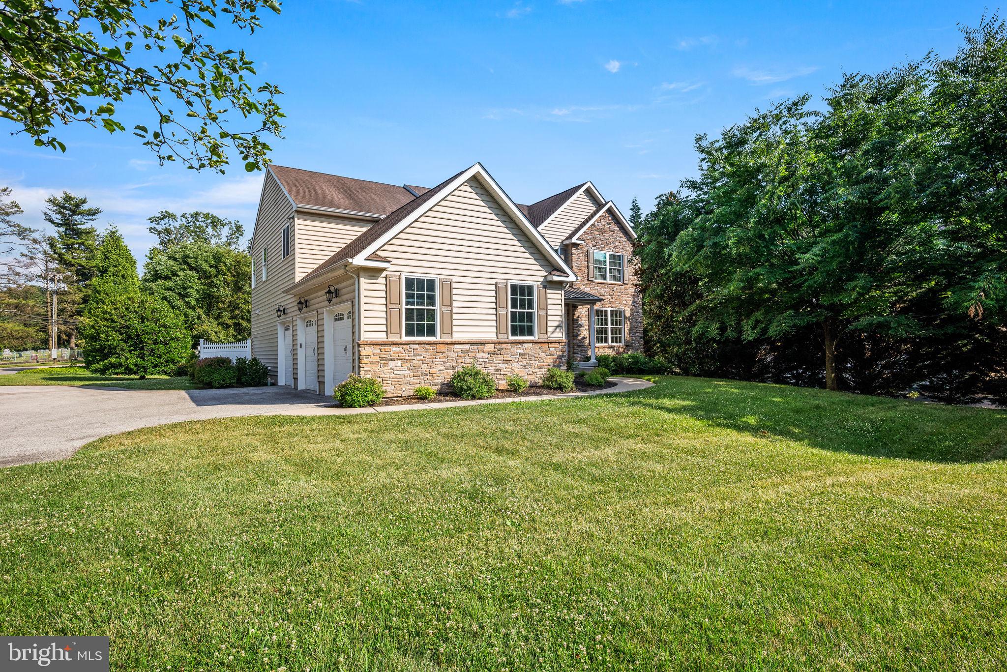 PEAR TREE VIL - Residential