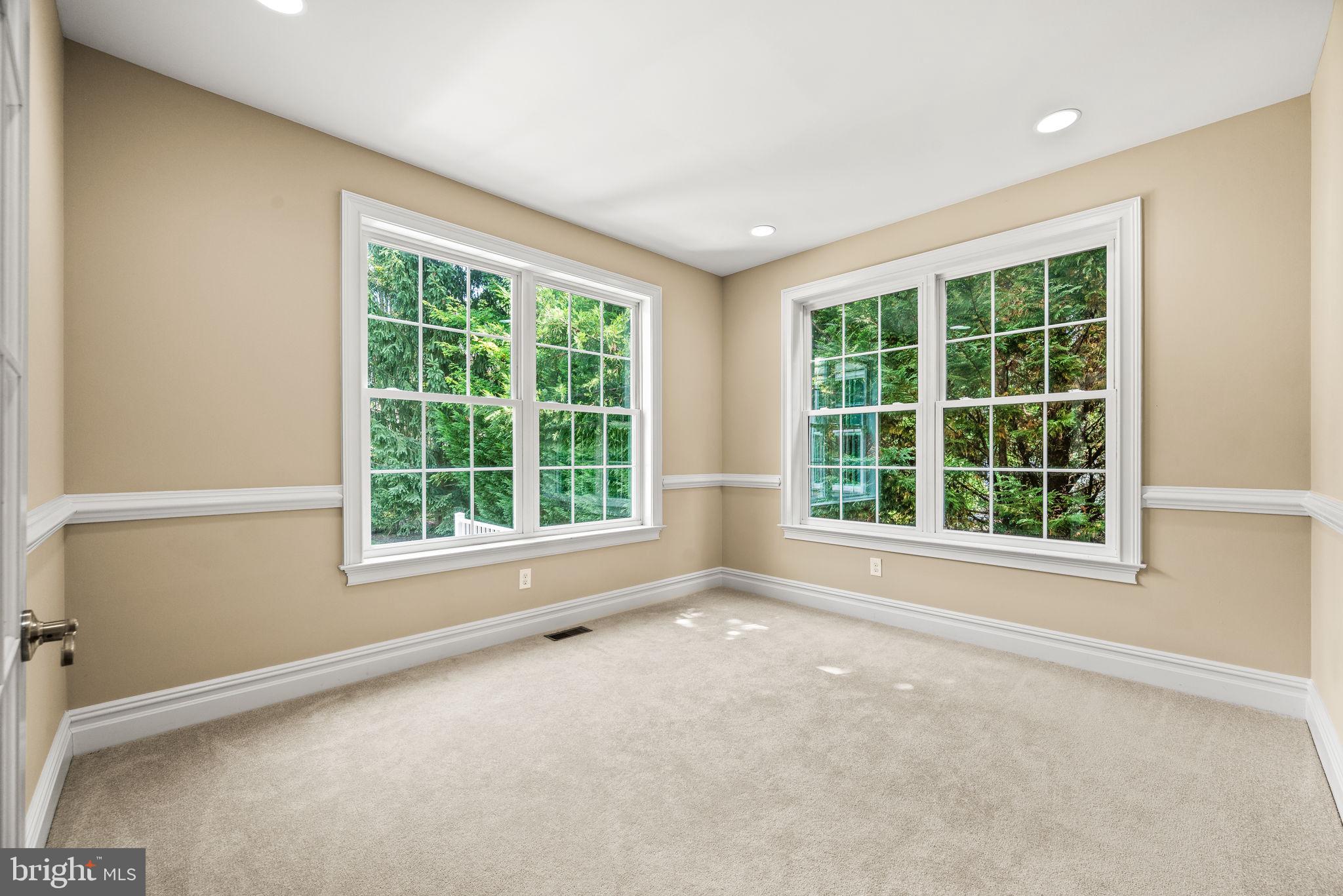 PEAR TREE VIL - Residential