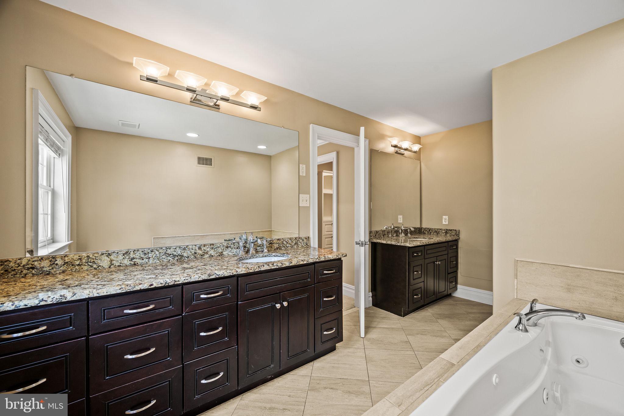 PEAR TREE VIL - Residential