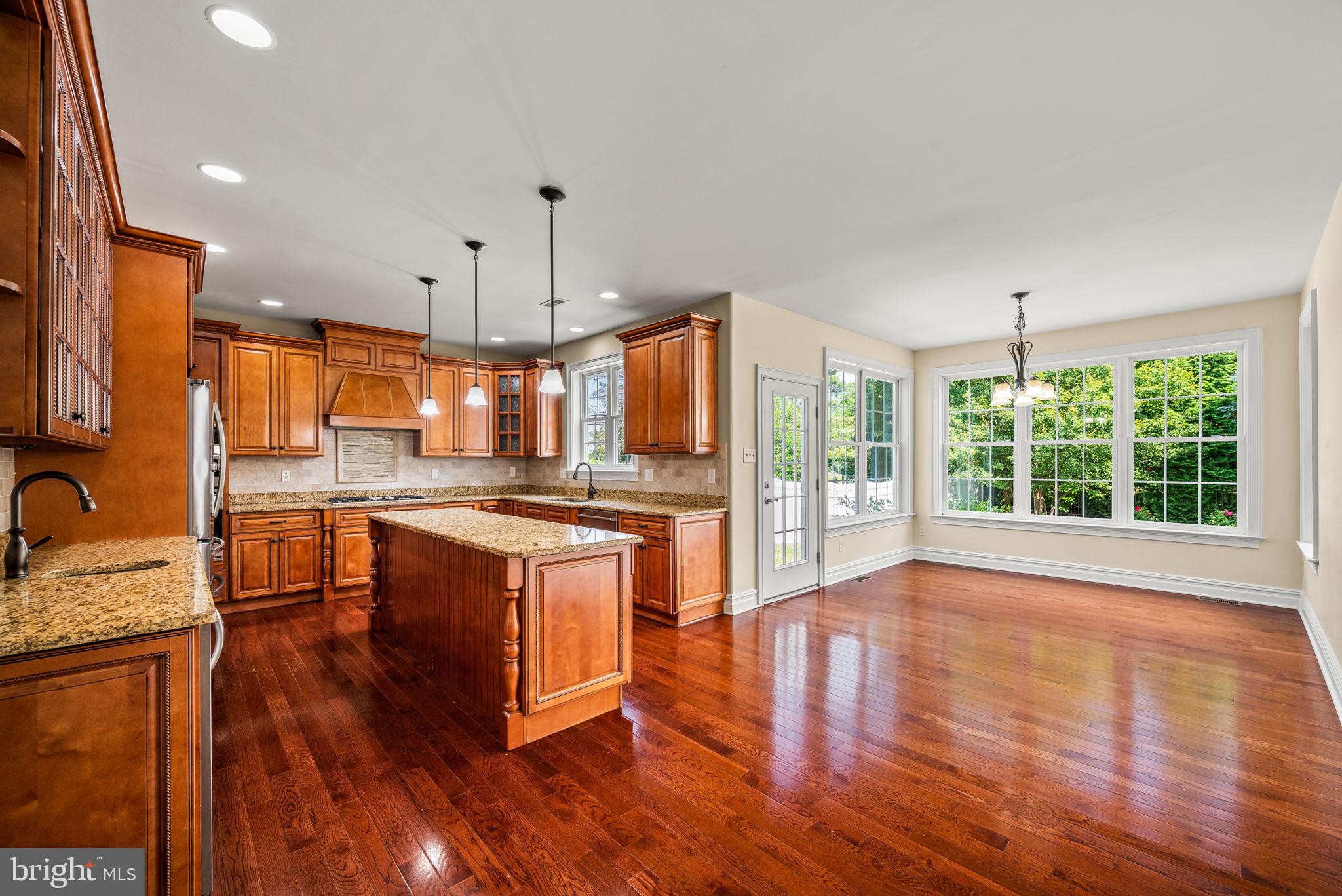 PEAR TREE VIL - Residential