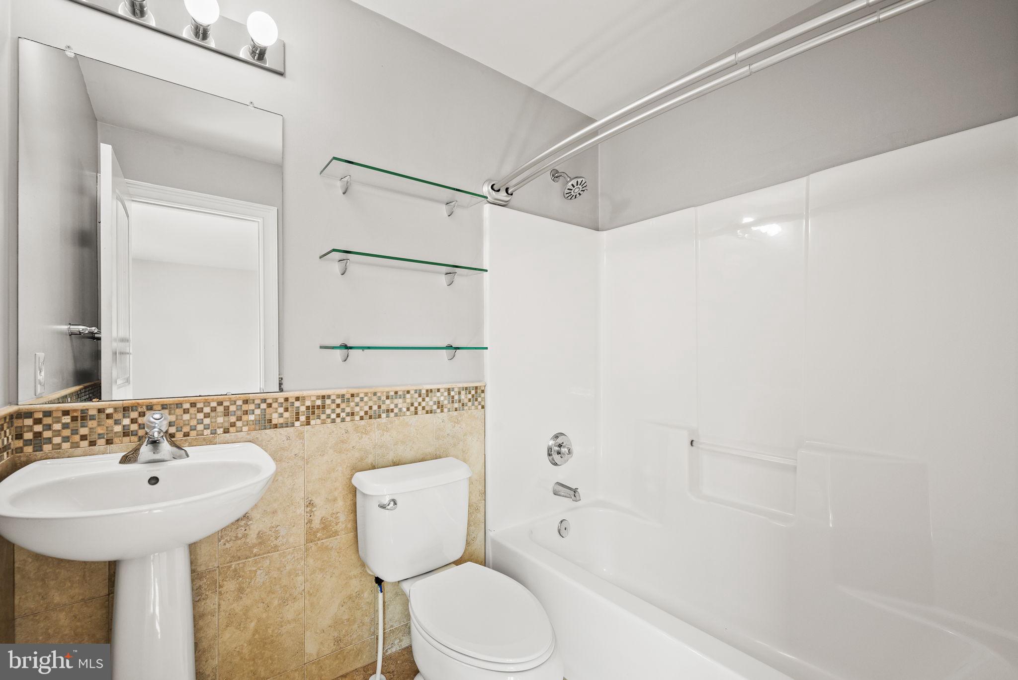 PEAR TREE VIL - Residential