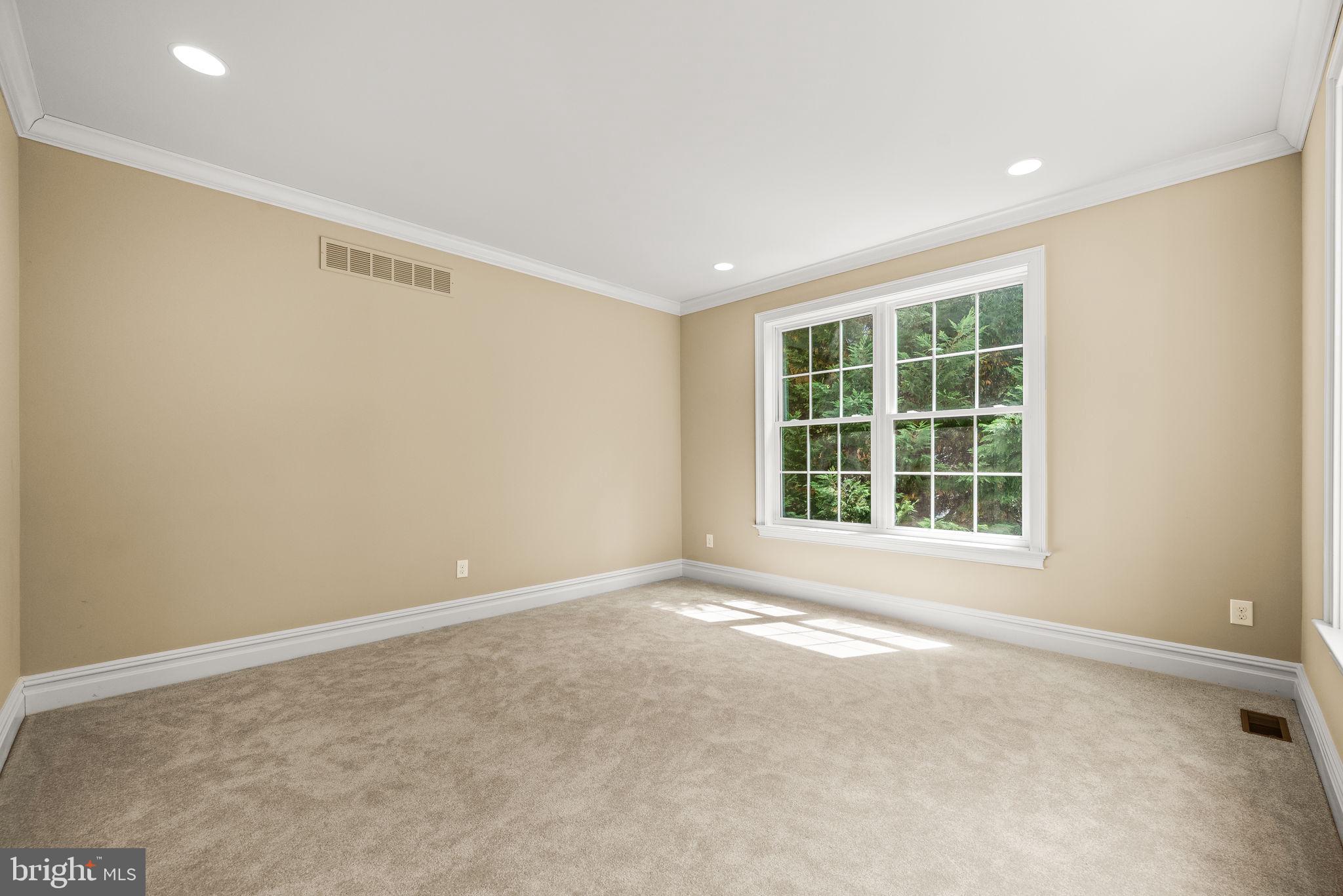 PEAR TREE VIL - Residential