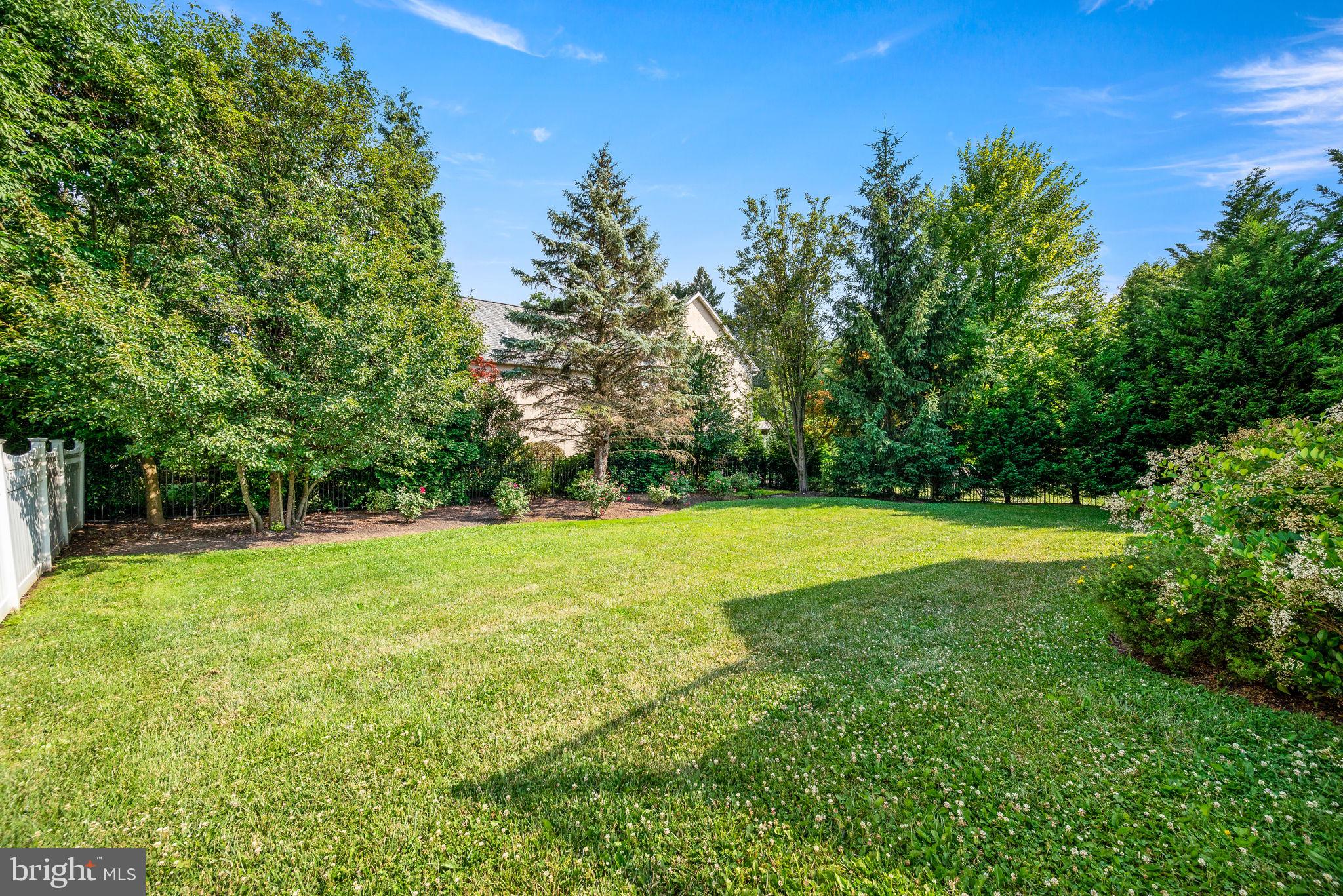 PEAR TREE VIL - Residential