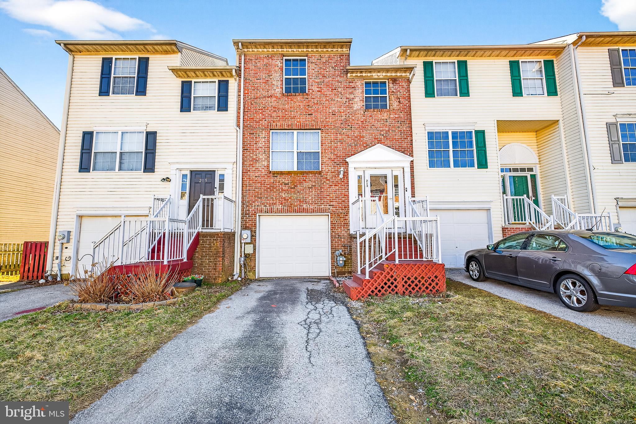 BELLWETHER MANOR - Residential