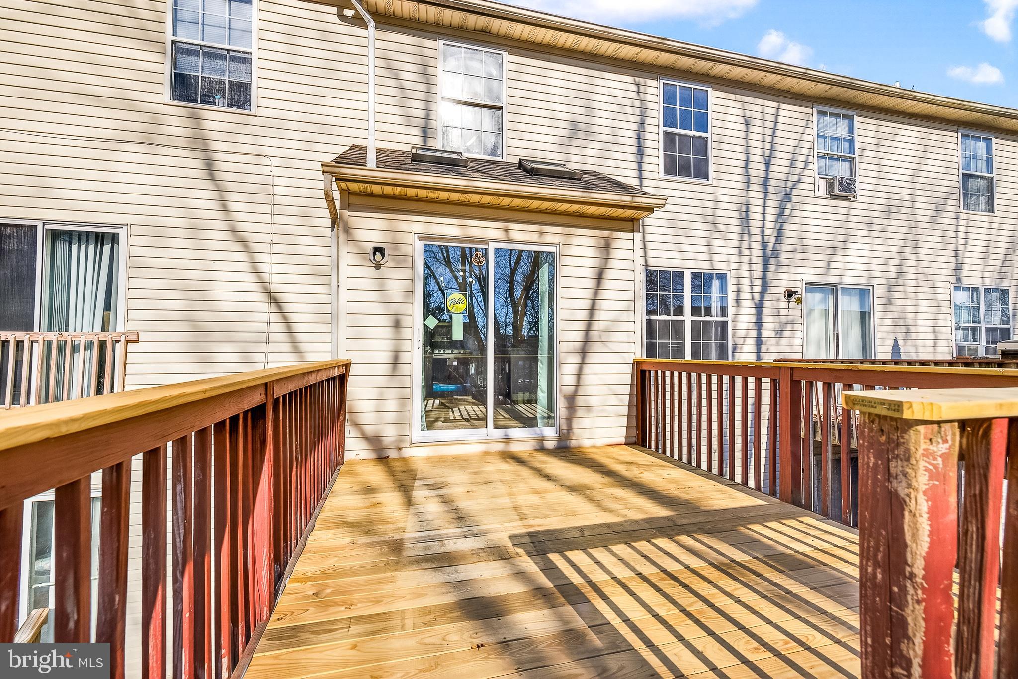 BELLWETHER MANOR - Residential