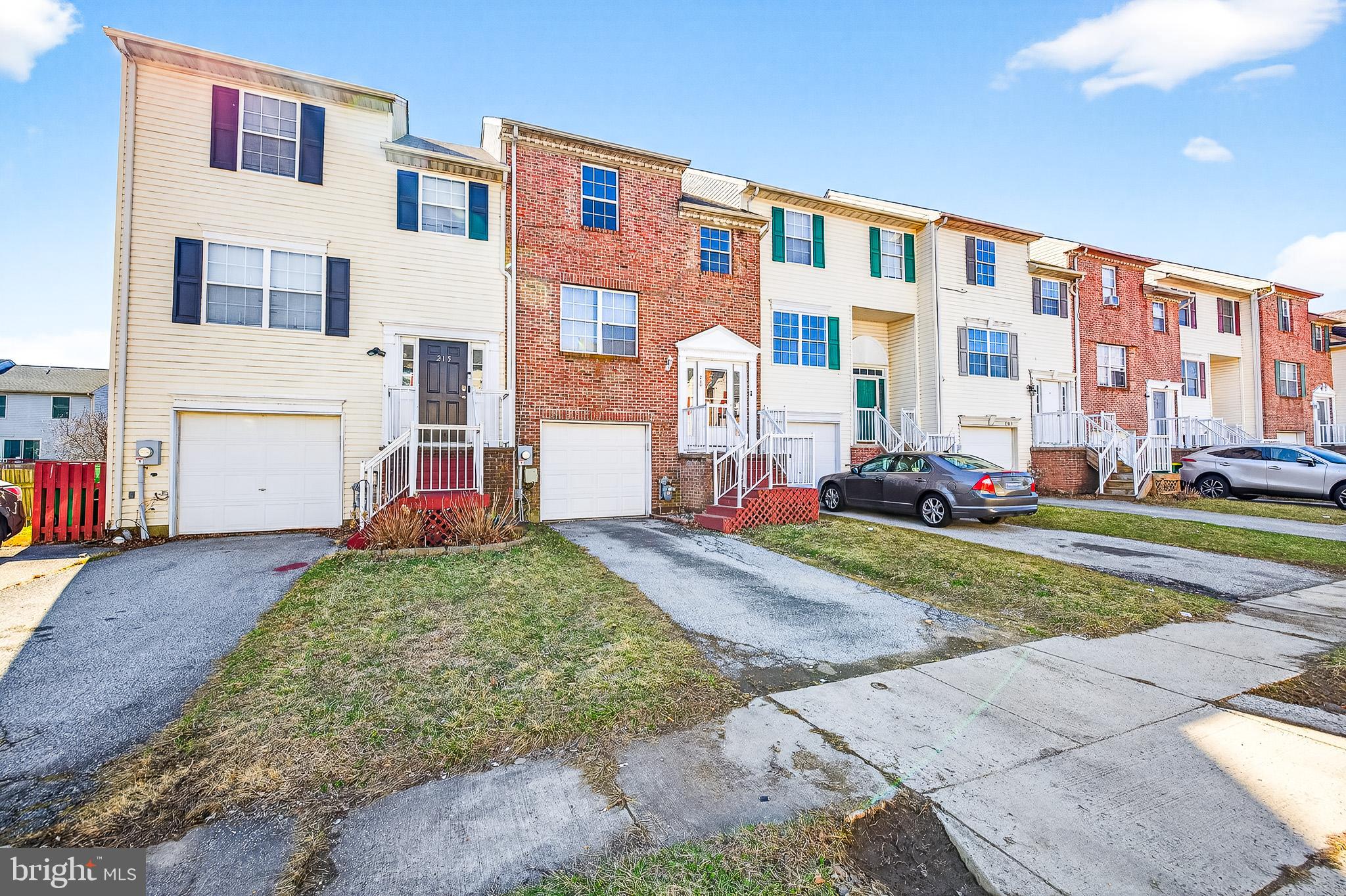 BELLWETHER MANOR - Residential