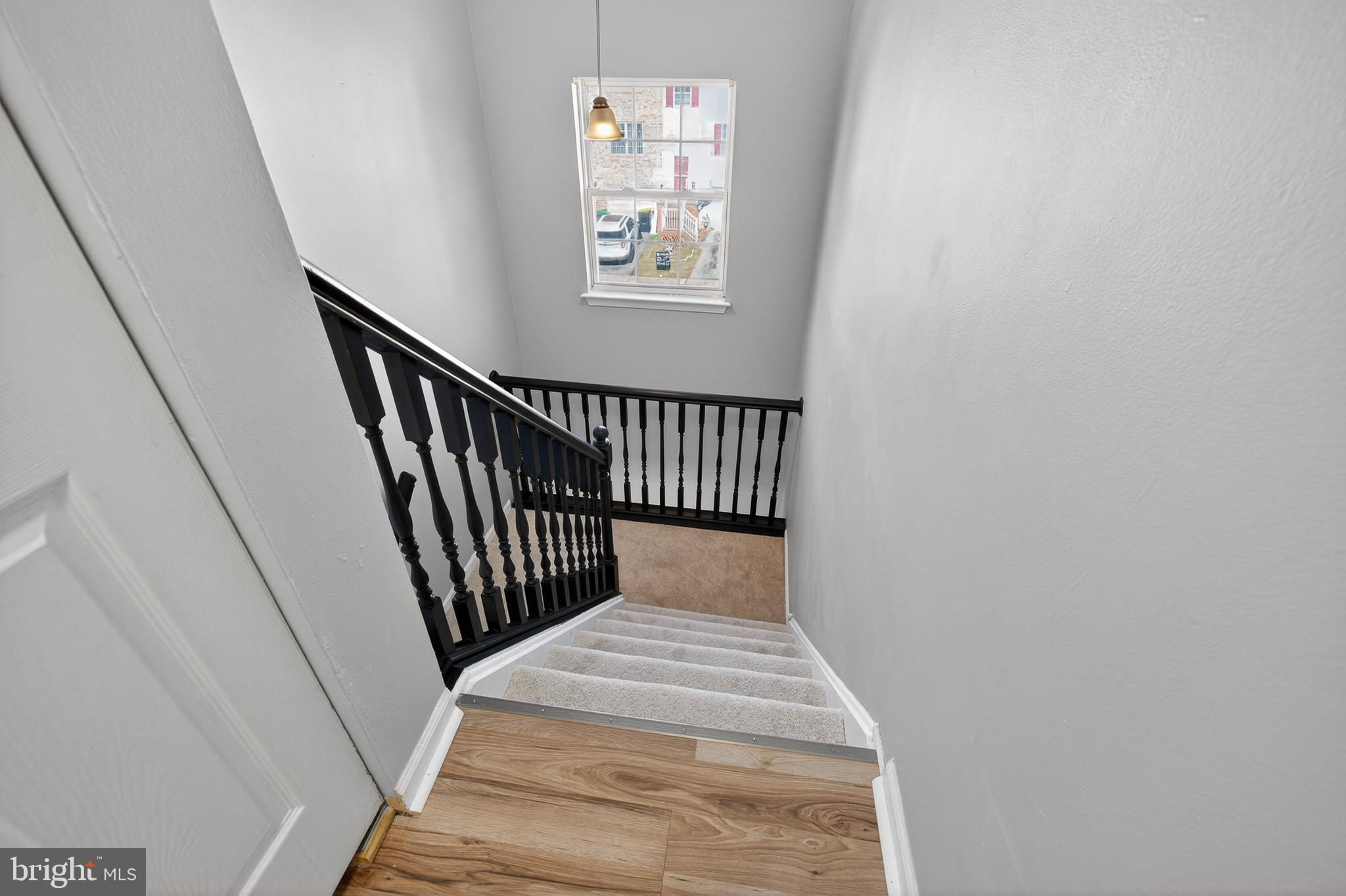 BELLWETHER MANOR - Residential