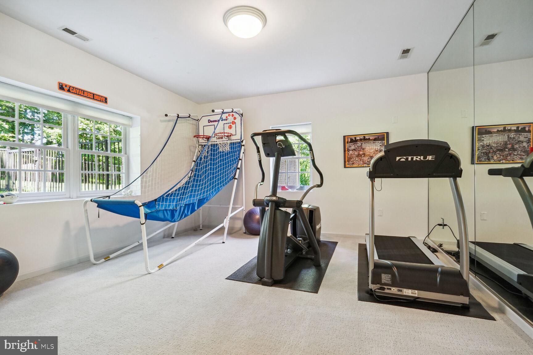 CHEQUERS - Residential