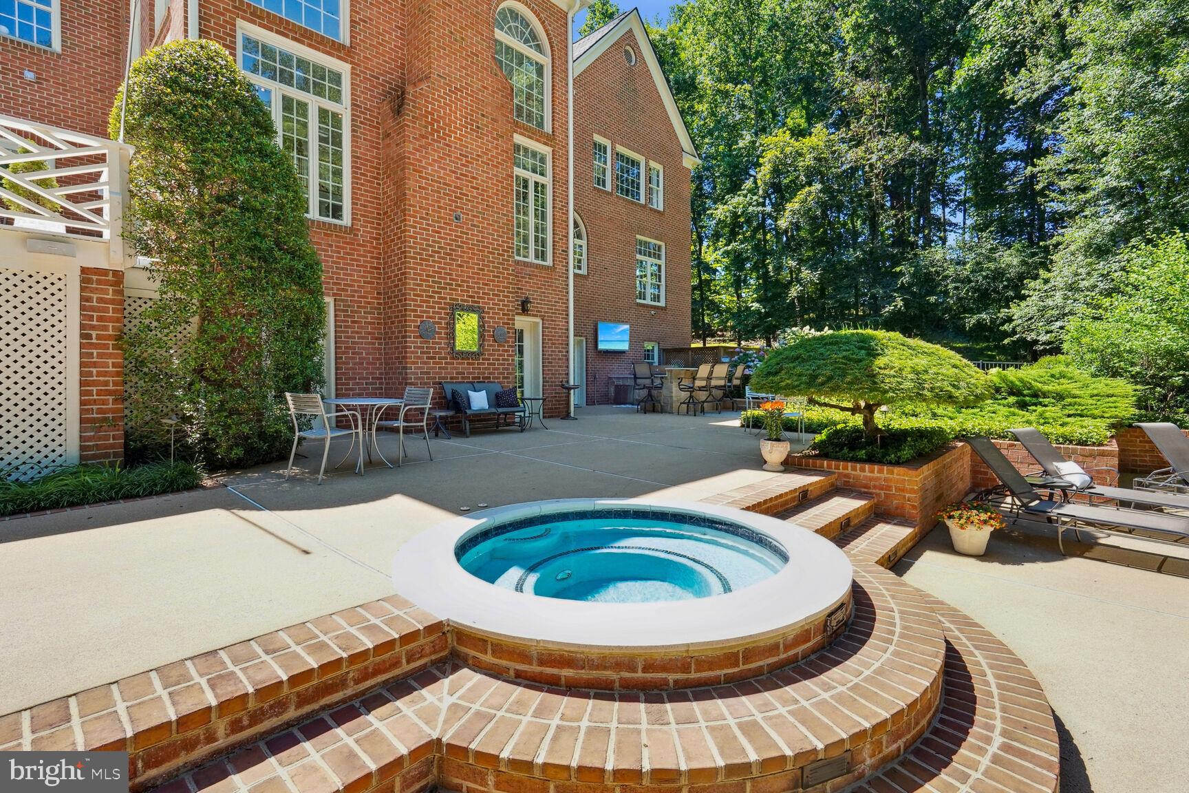 CHEQUERS - Residential