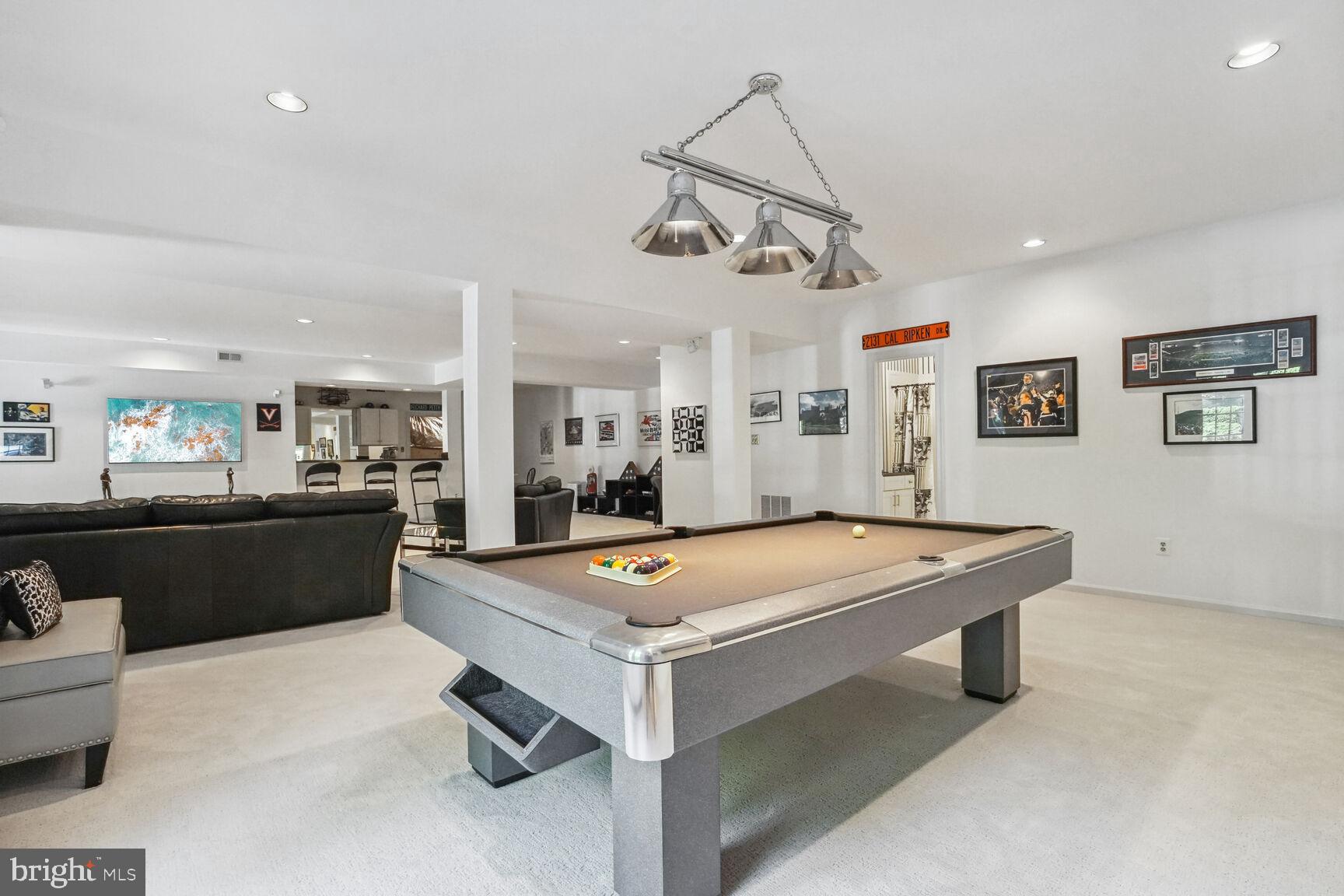 CHEQUERS - Residential