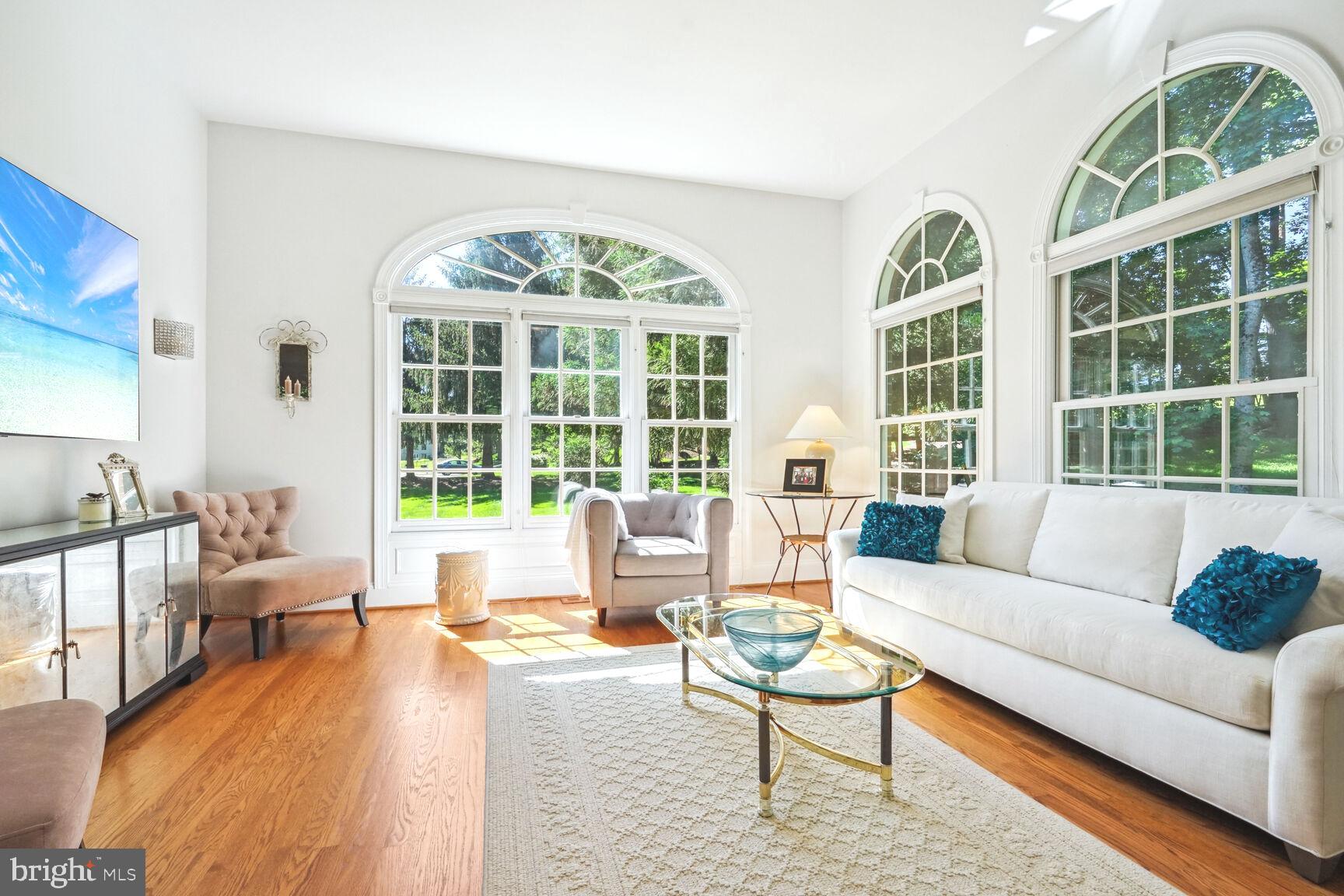 CHEQUERS - Residential