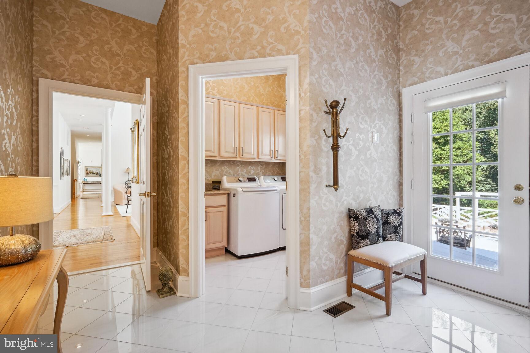 CHEQUERS - Residential