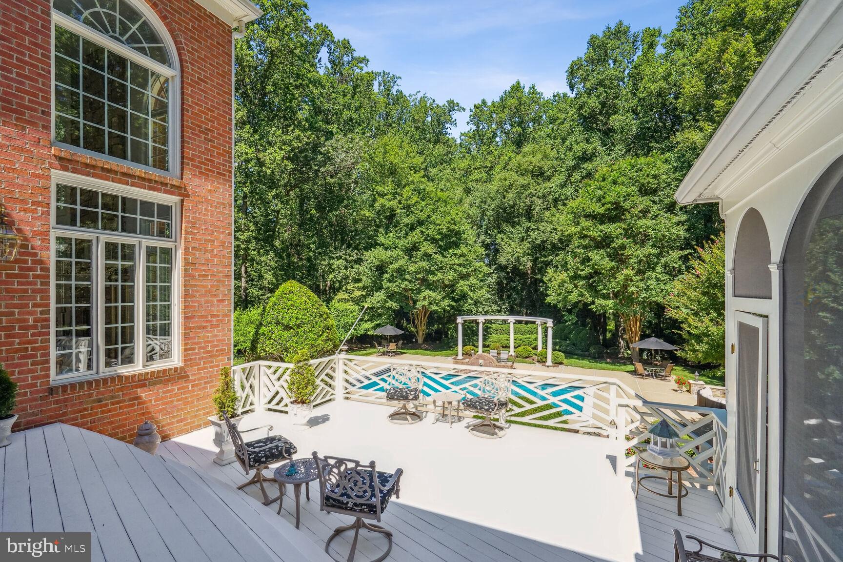 CHEQUERS - Residential