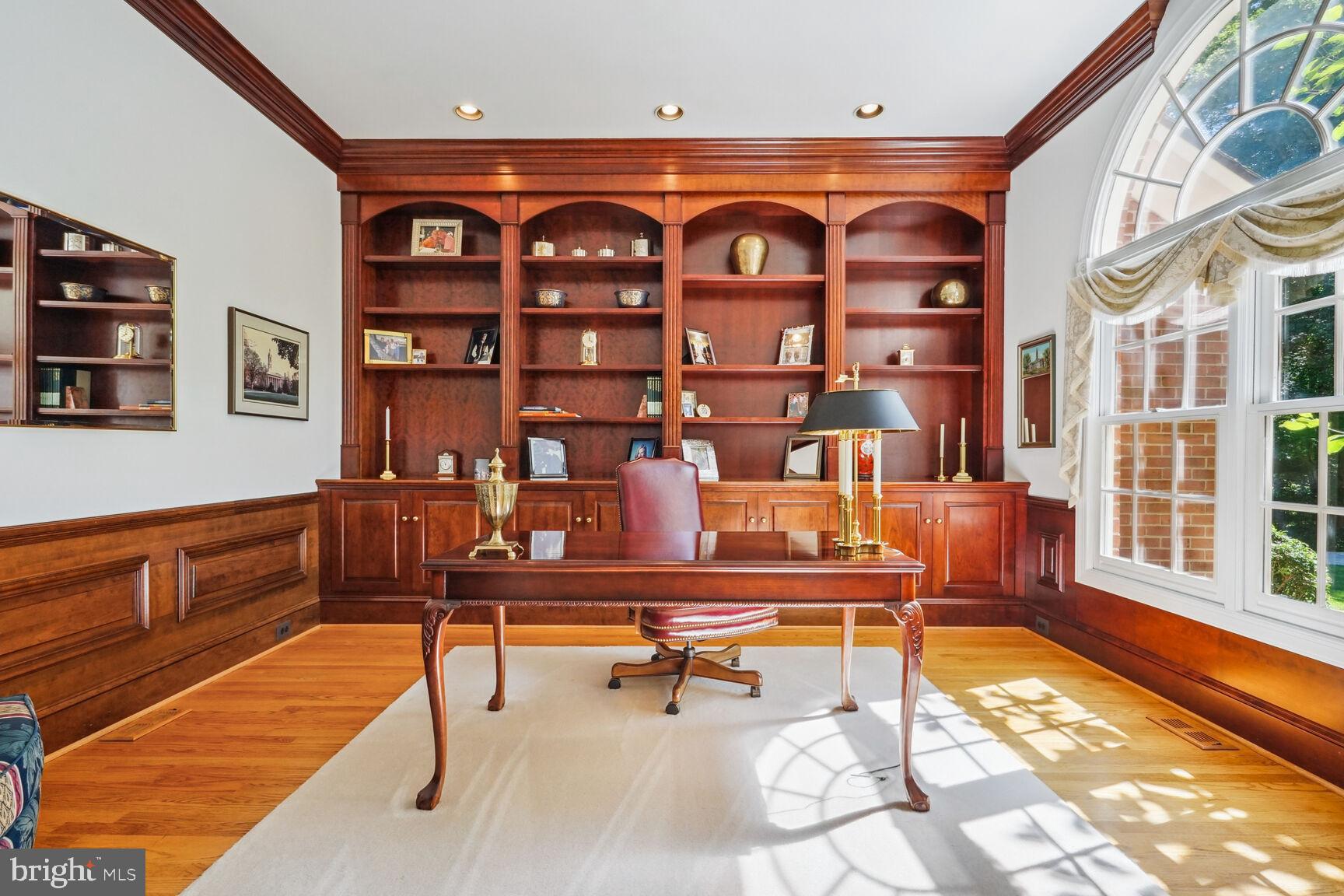 CHEQUERS - Residential