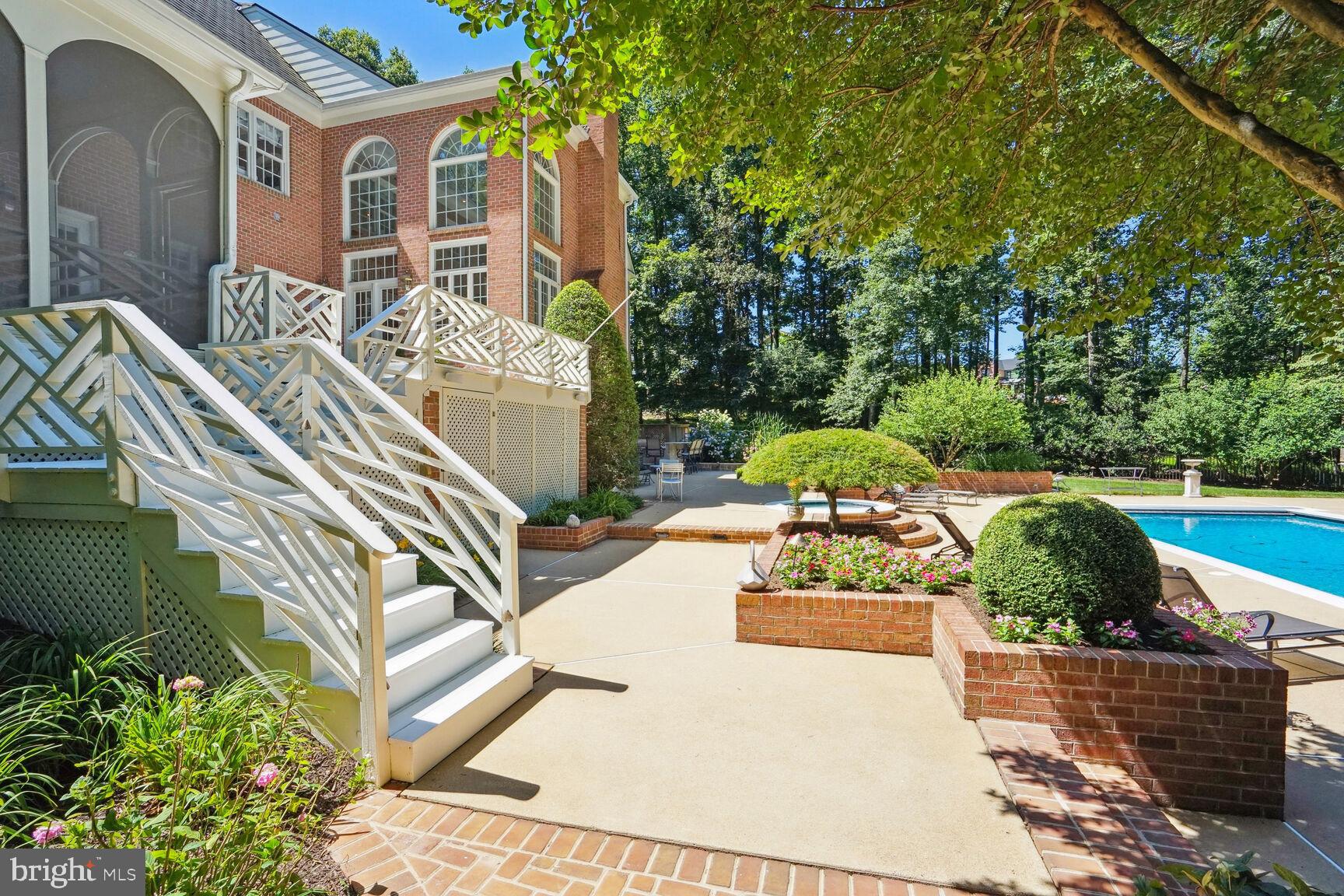 CHEQUERS - Residential