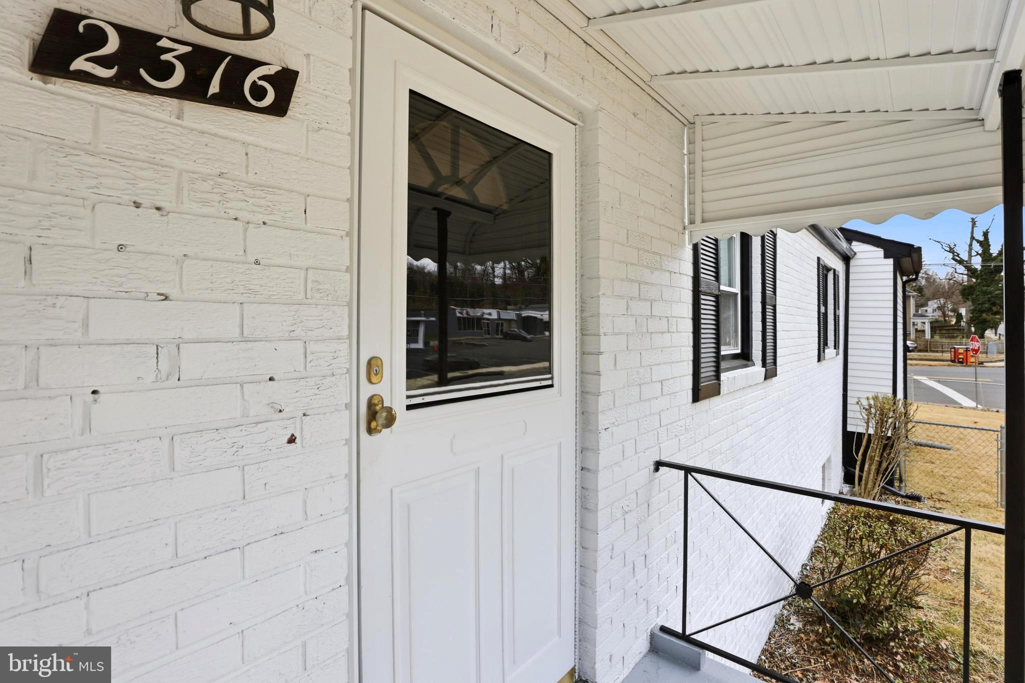 DUPONT VILLAGE - Residential