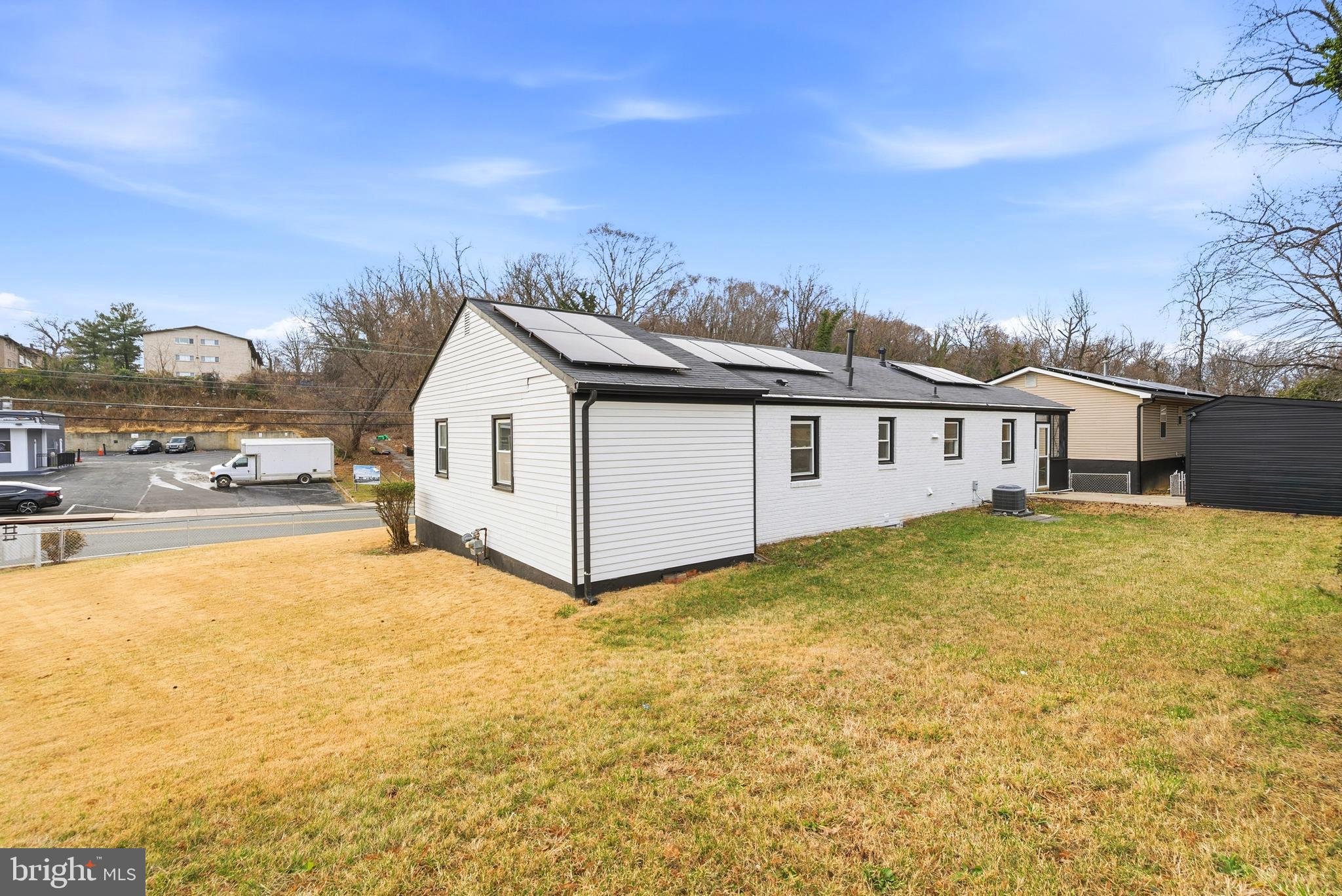 DUPONT VILLAGE - Residential