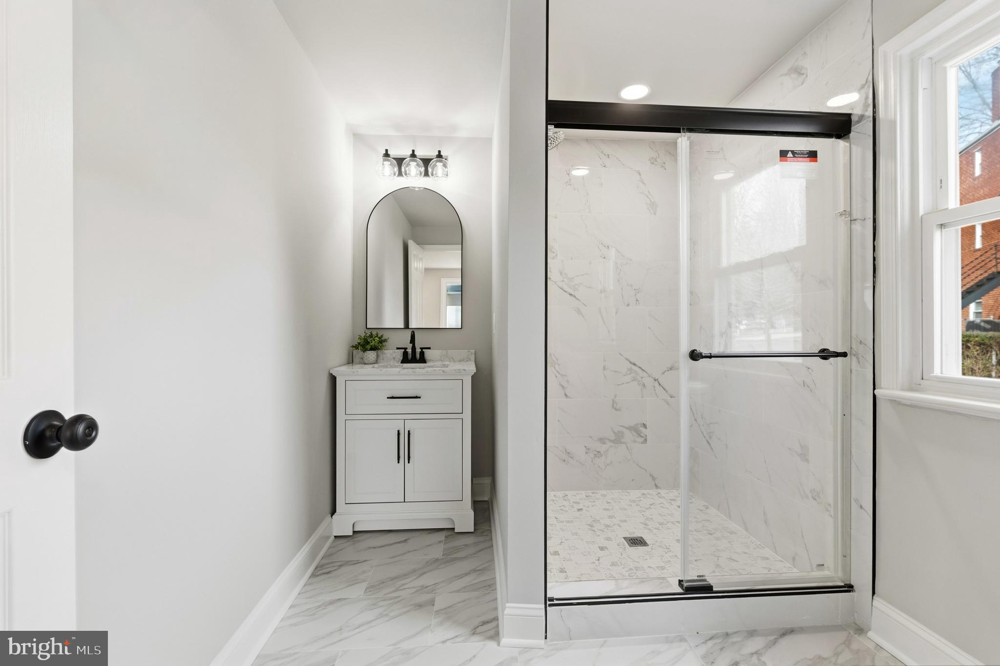 DUPONT VILLAGE - Residential