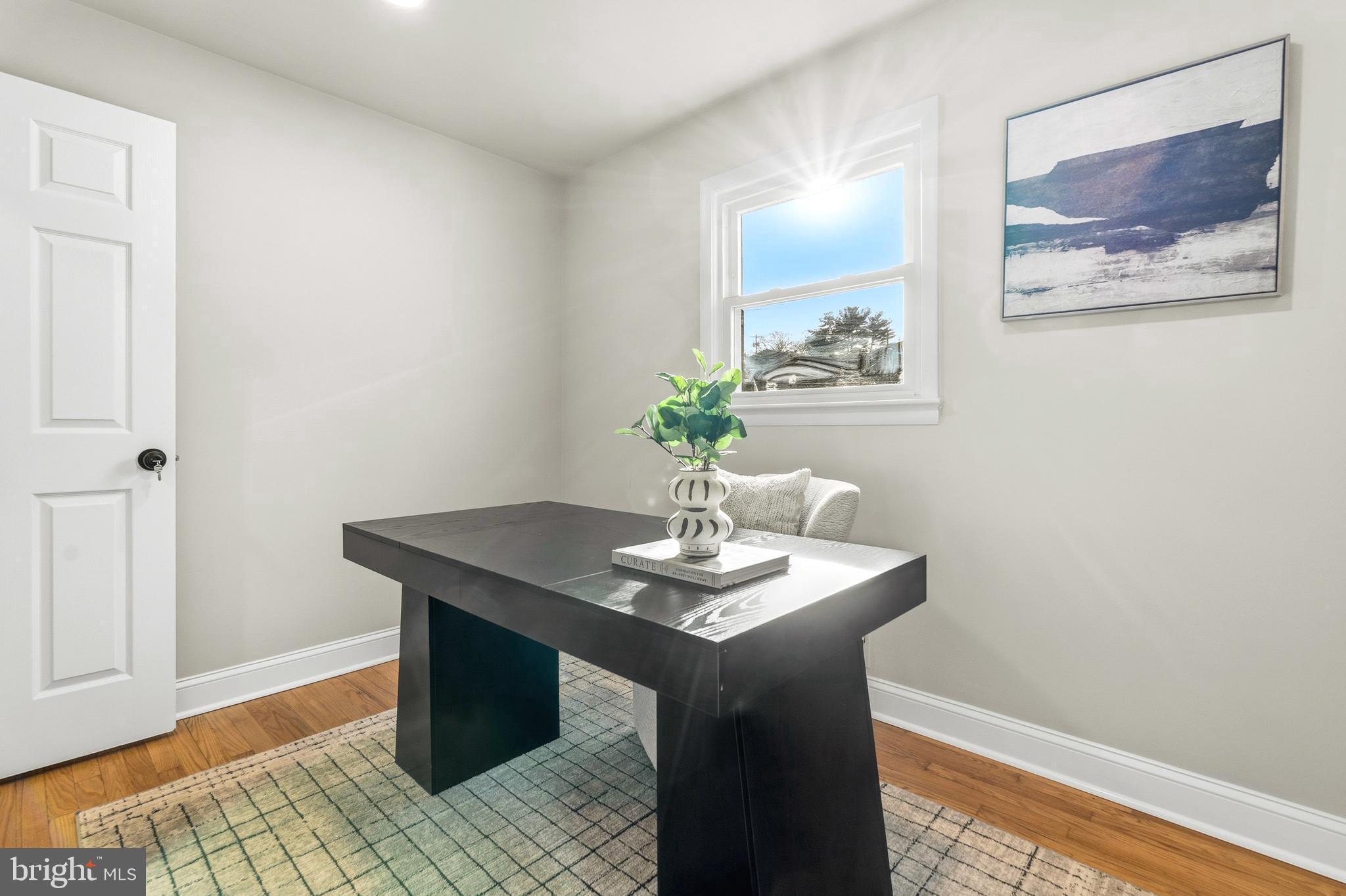 DUPONT VILLAGE - Residential