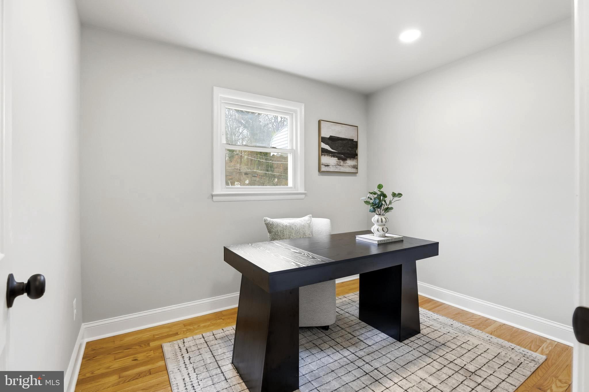 DUPONT VILLAGE - Residential