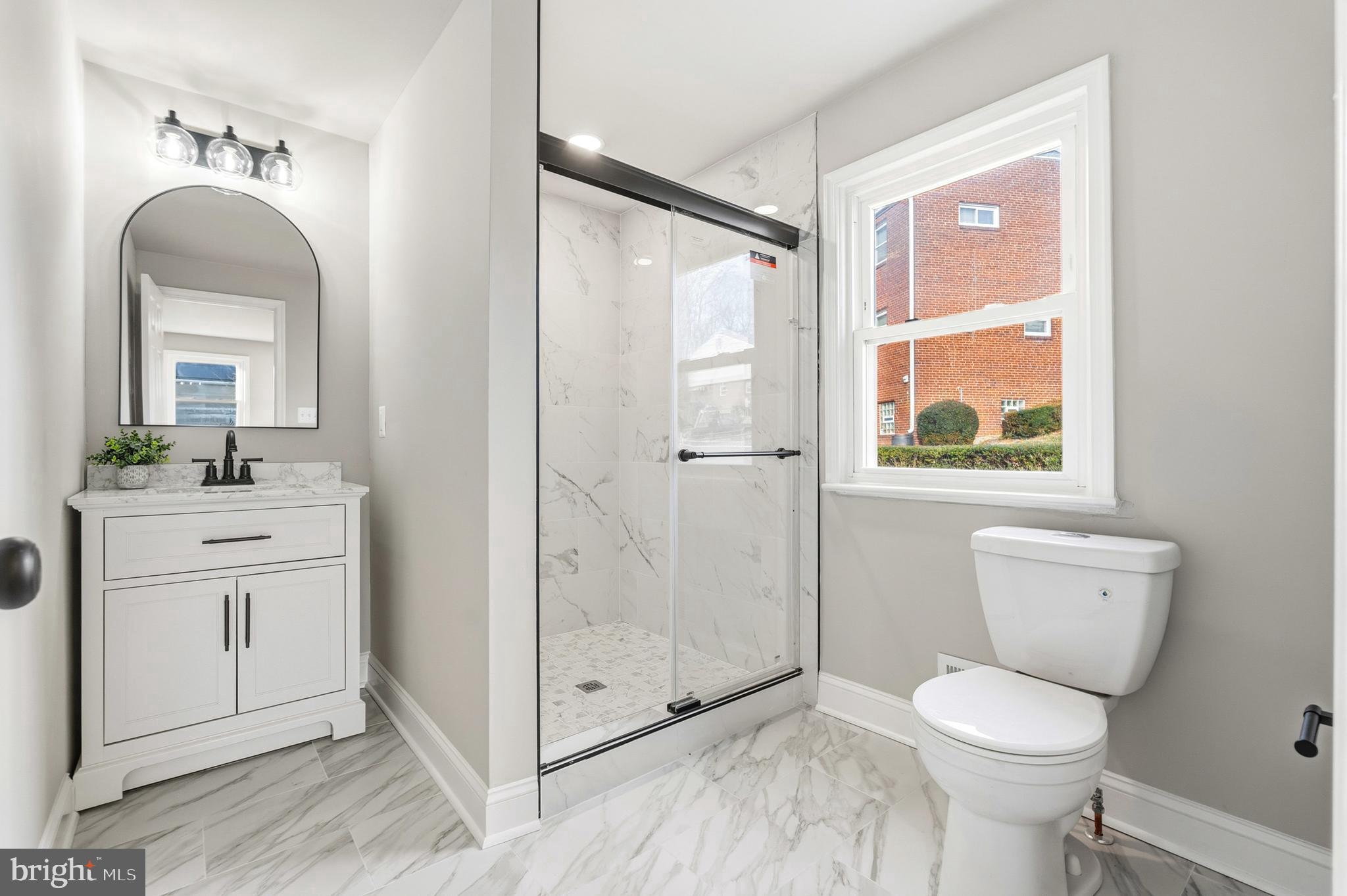 DUPONT VILLAGE - Residential