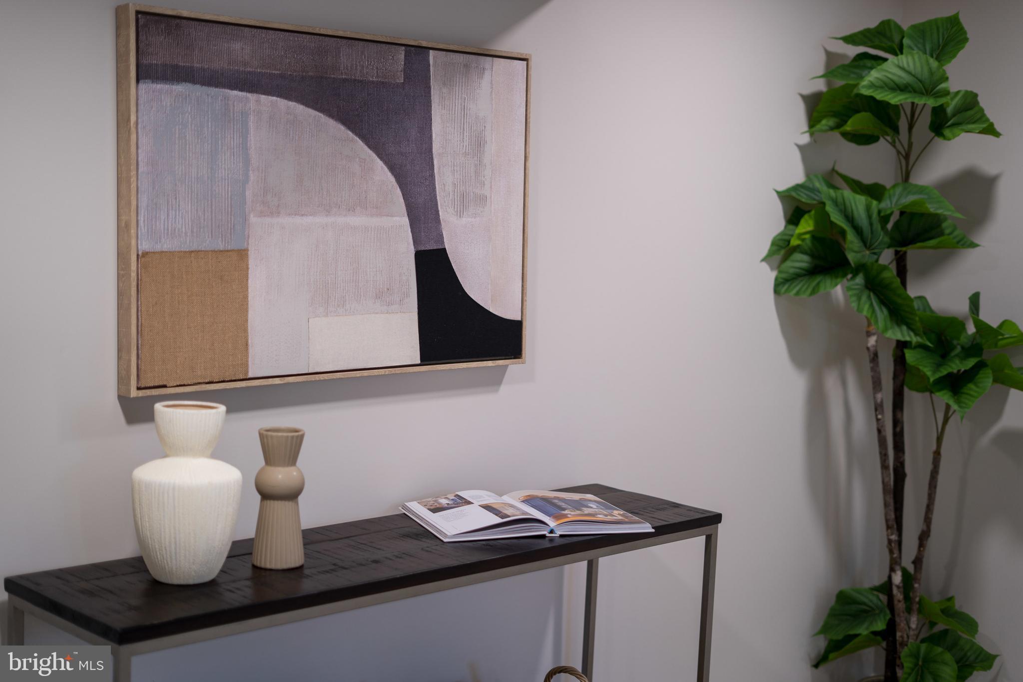 DUPONT VILLAGE - Residential