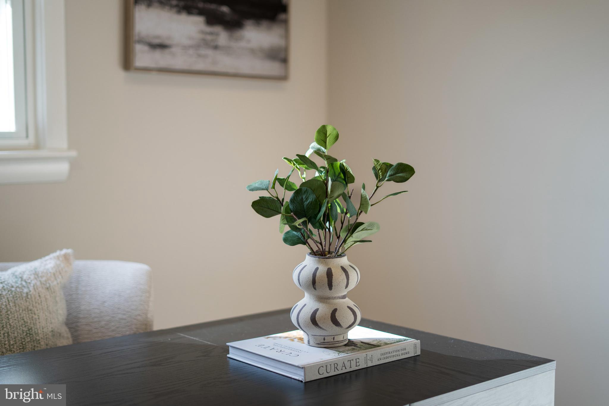 DUPONT VILLAGE - Residential