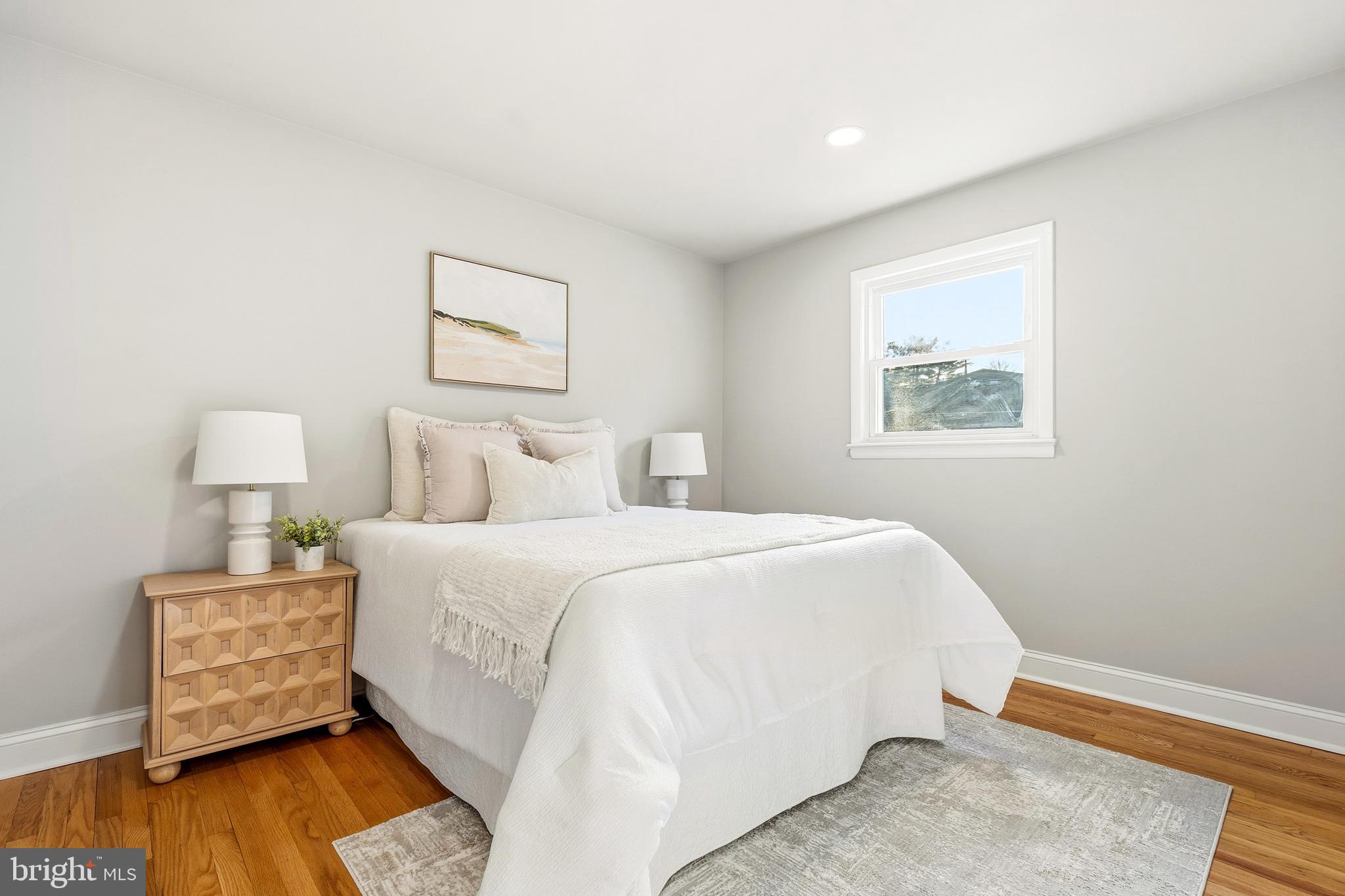 DUPONT VILLAGE - Residential