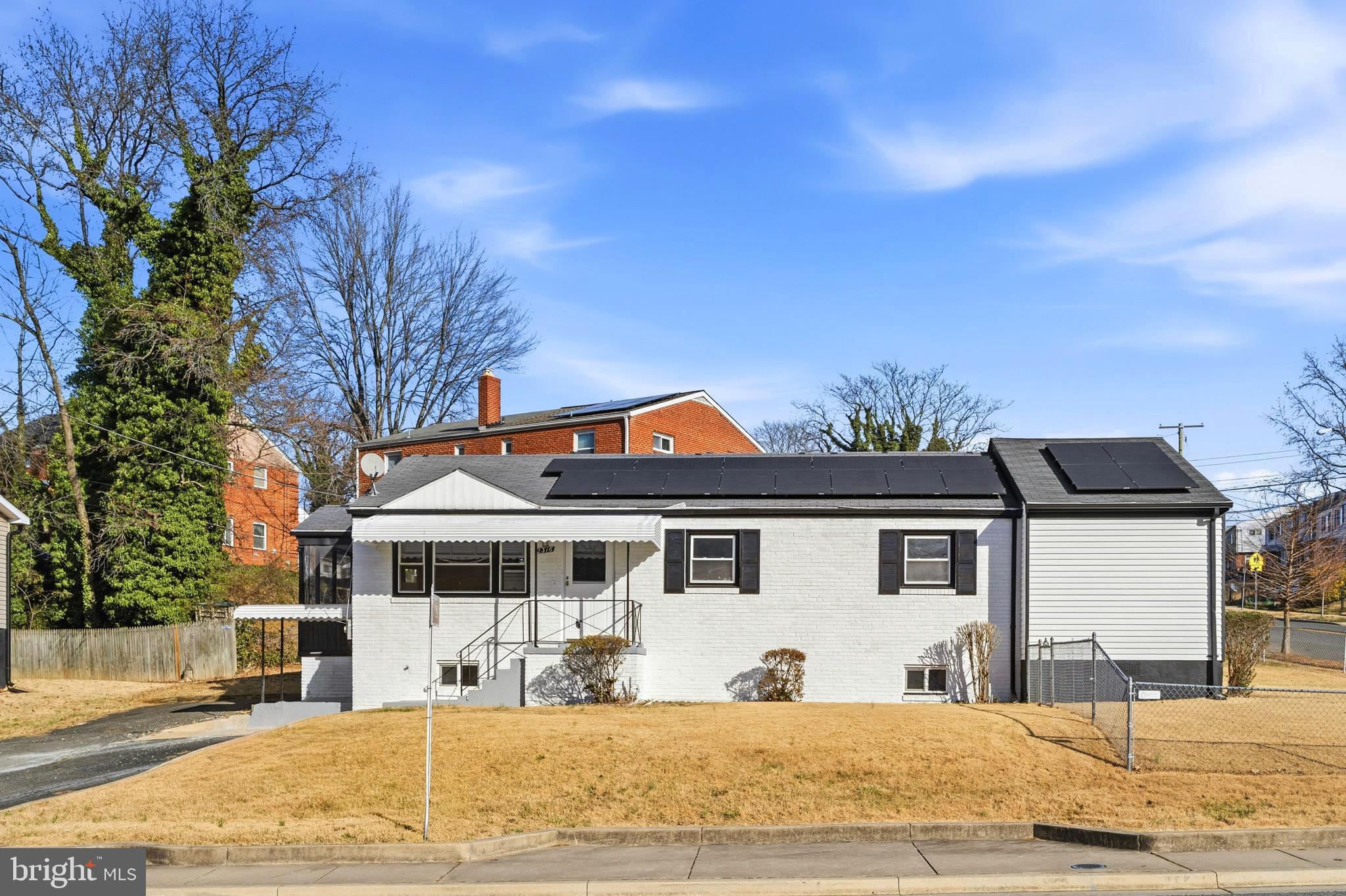 DUPONT VILLAGE - Residential