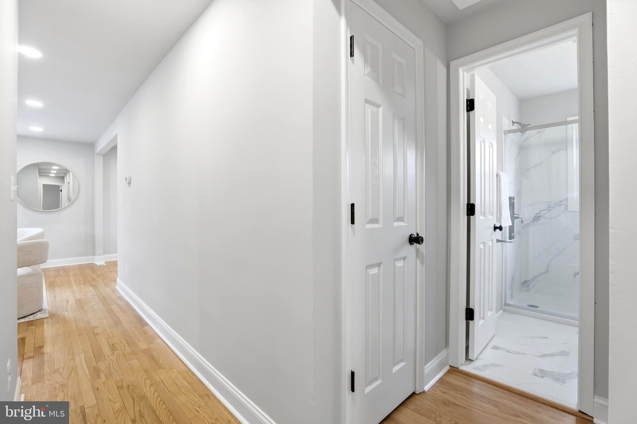 DUPONT VILLAGE - Residential