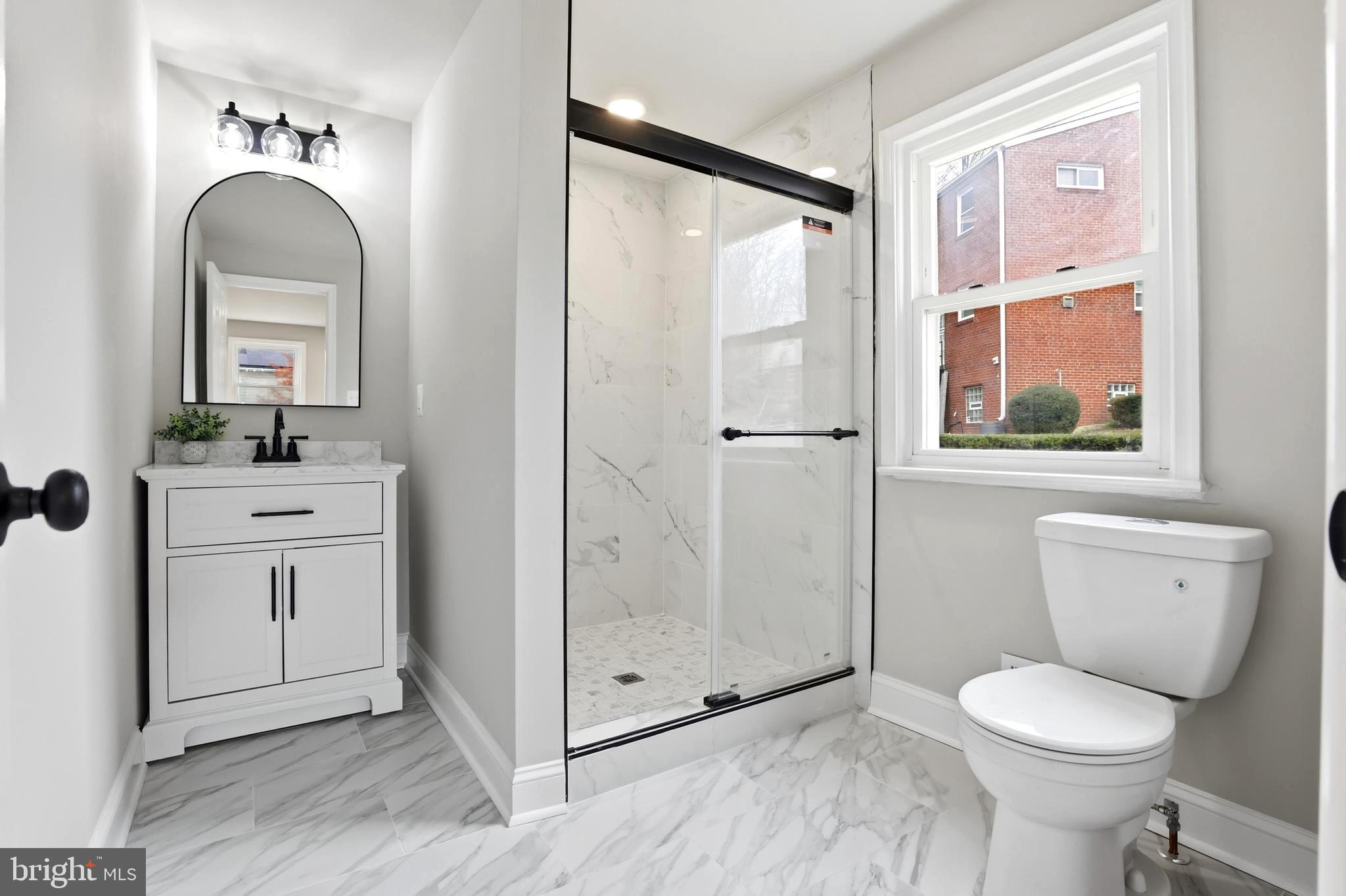 DUPONT VILLAGE - Residential