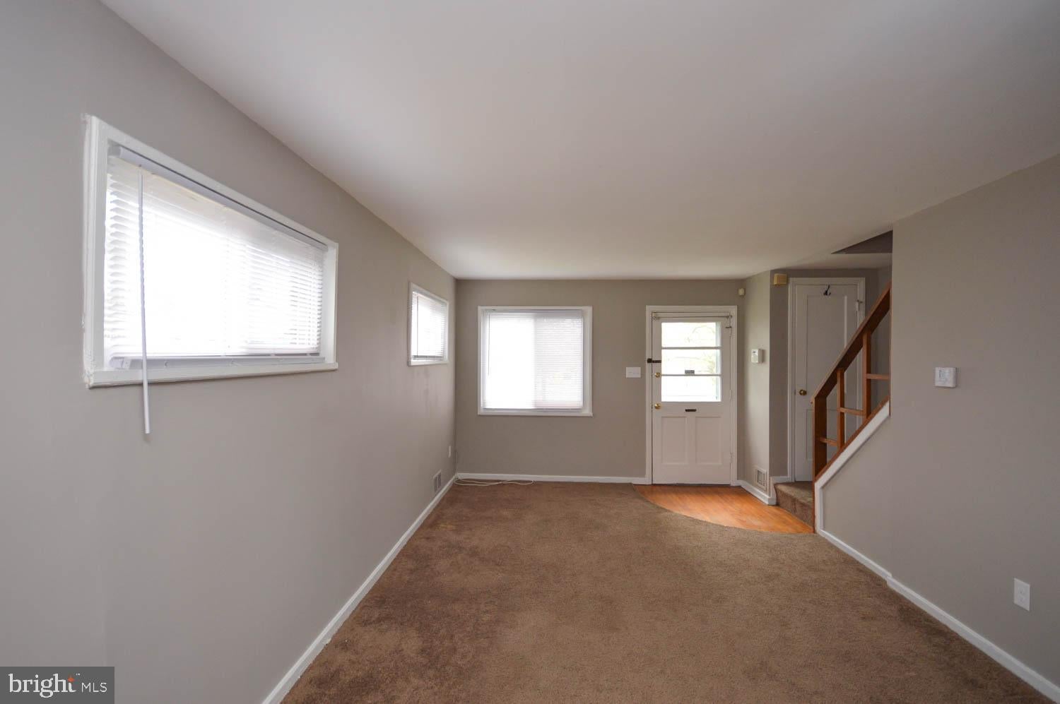5000 SURREY LANE