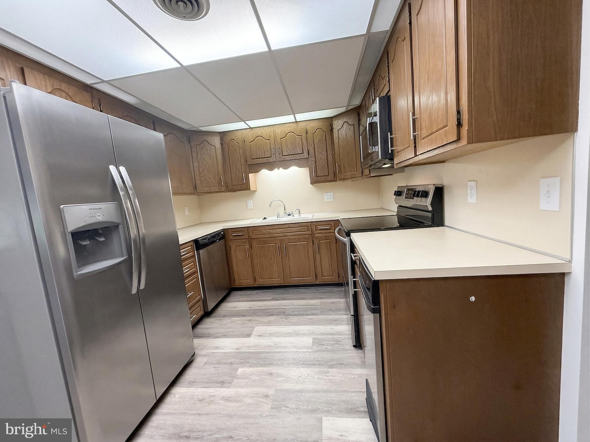 PENN NATIONAL GOLF COURSE COMMUNITY - Residential