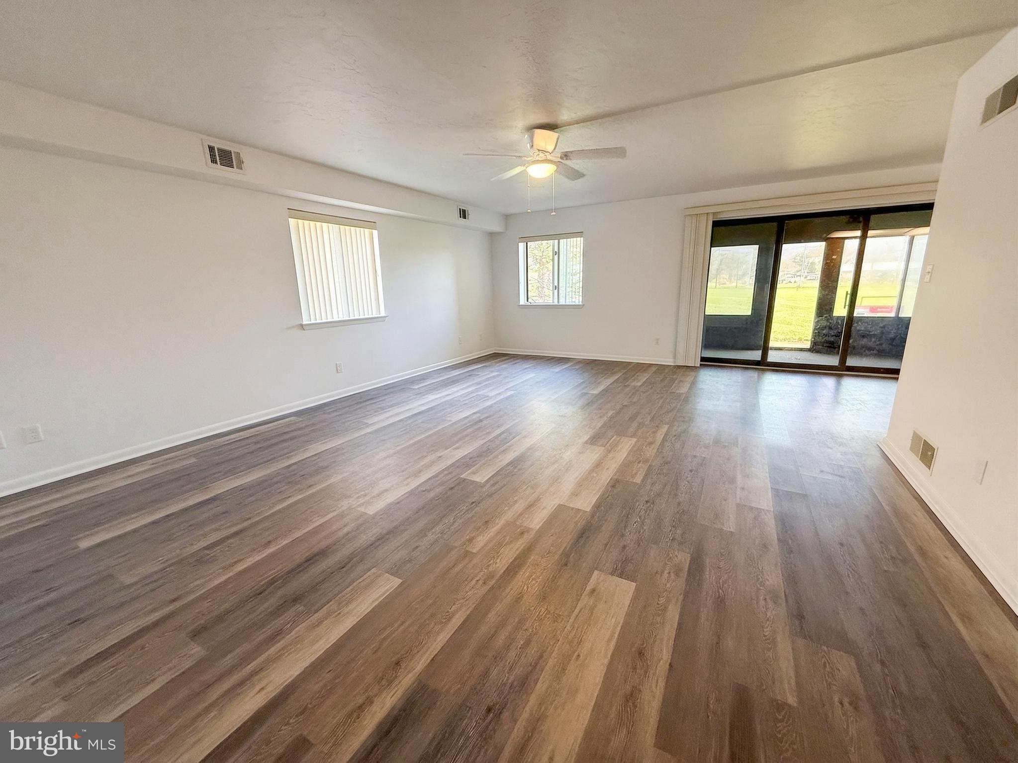 PENN NATIONAL GOLF COURSE COMMUNITY - Residential