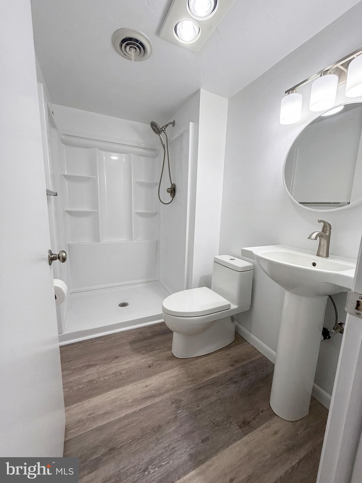 PENN NATIONAL GOLF COURSE COMMUNITY - Residential