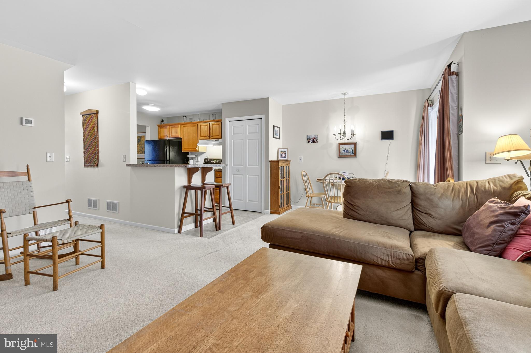 RASPBERRY HILL COMMONS - Residential