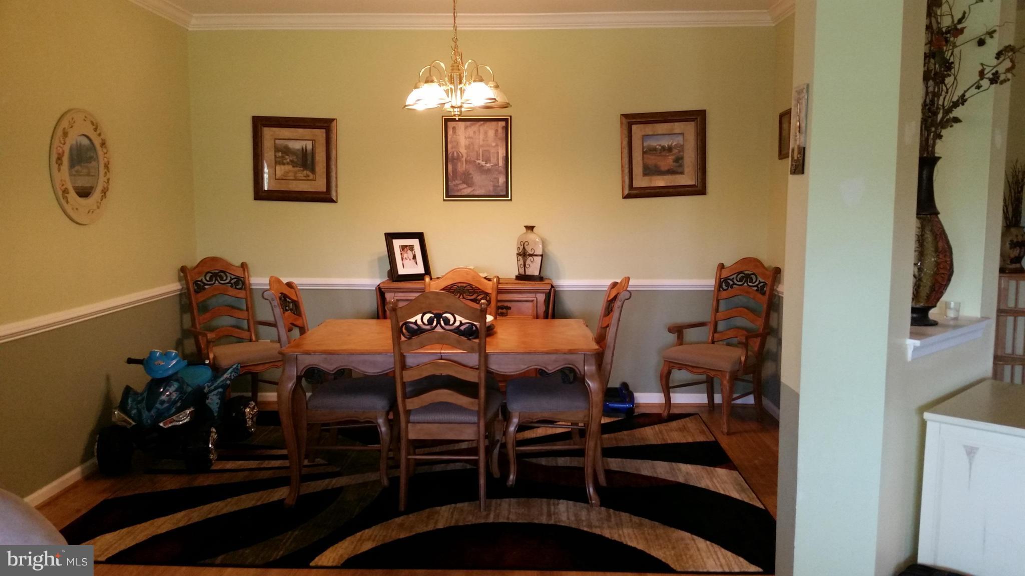 VILLAGE OF MILL RUN - Residential