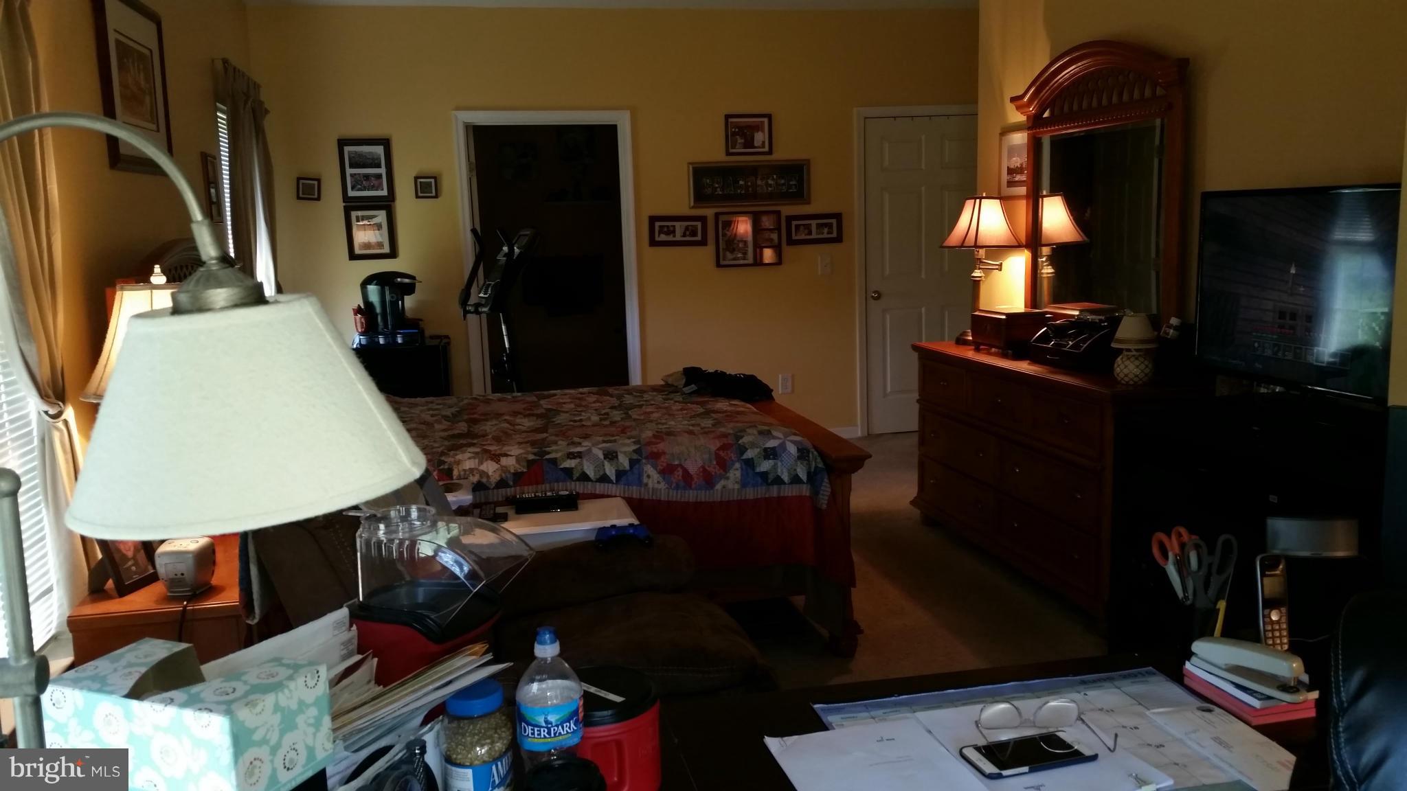 VILLAGE OF MILL RUN - Residential