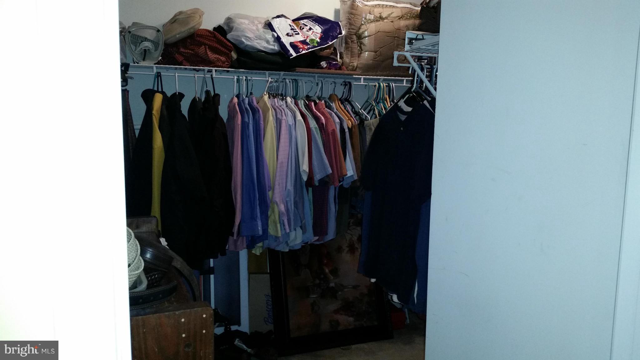 VILLAGE OF MILL RUN - Residential