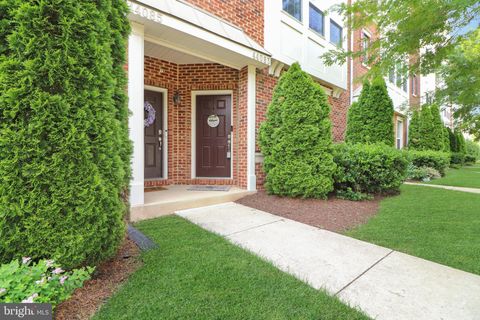 44083 PEIROSA CHANTILLY VA 20152