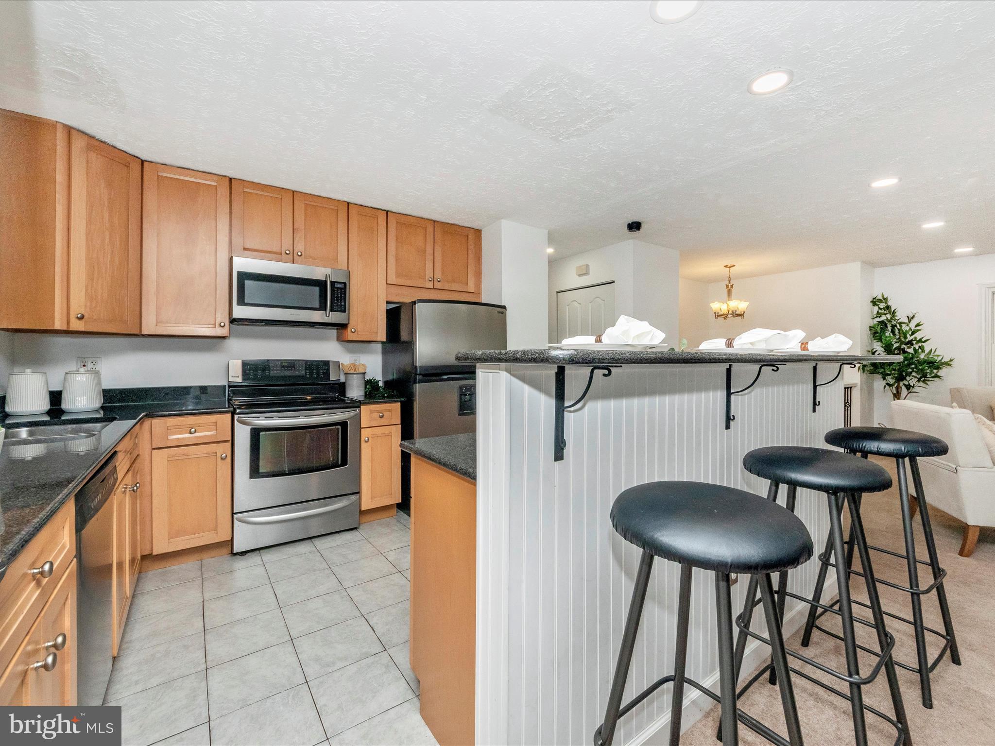 THE PROVINCES - Residential