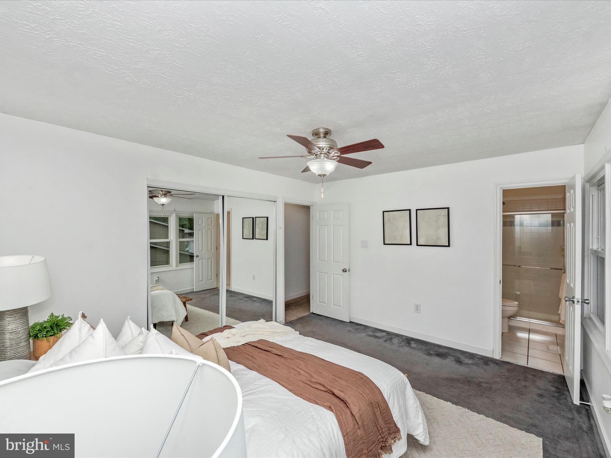 THE PROVINCES - Residential