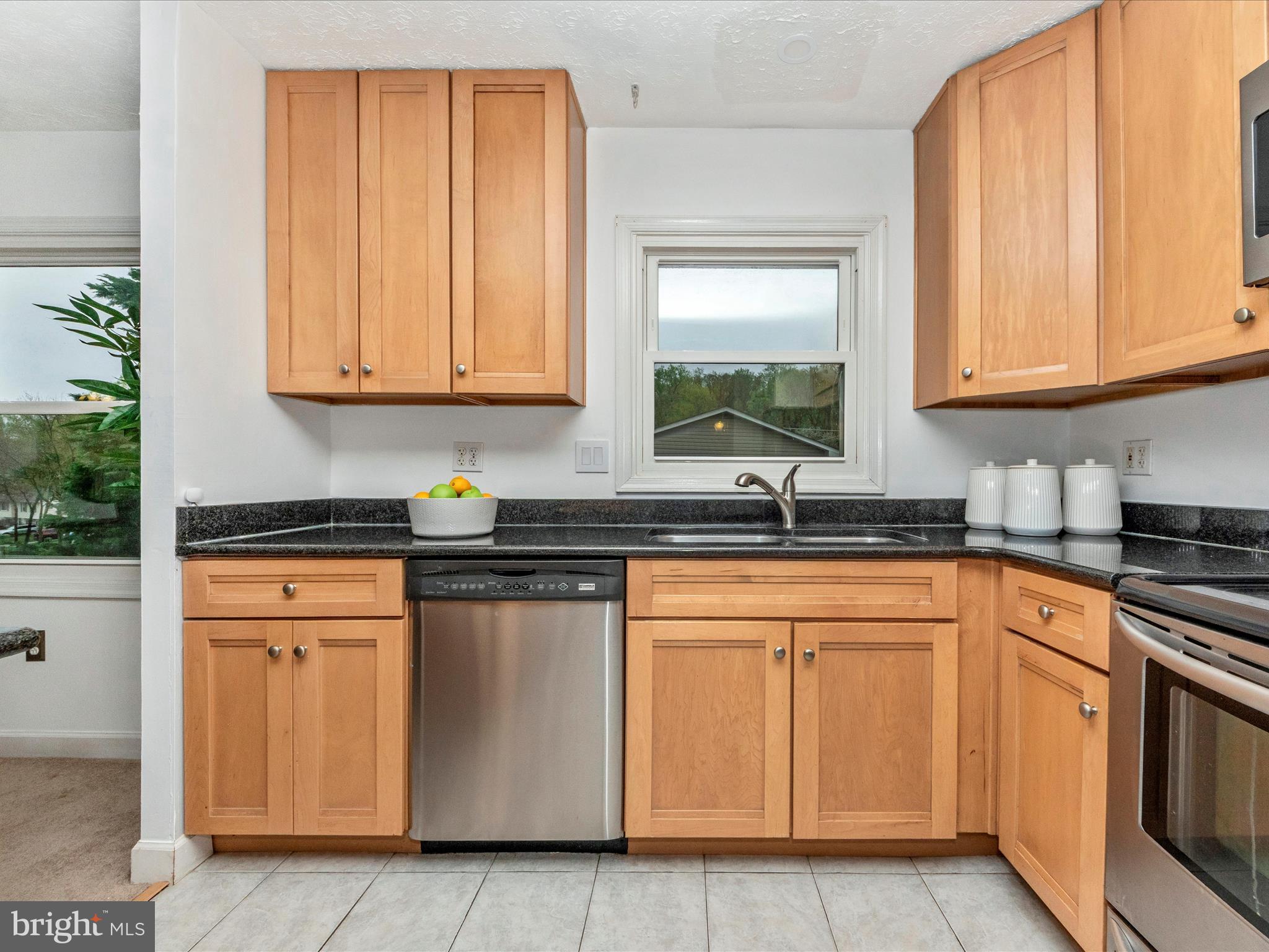 THE PROVINCES - Residential