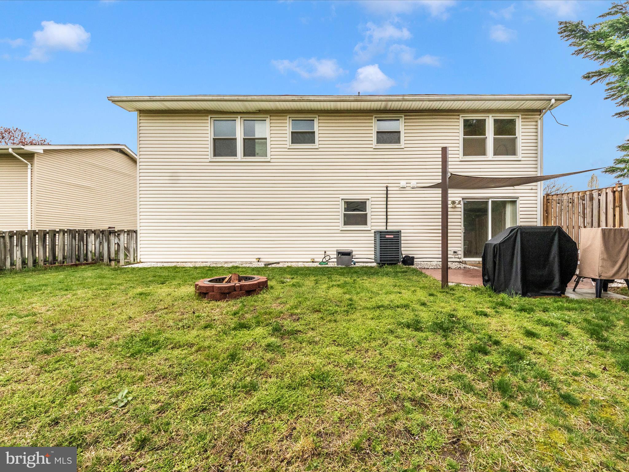 THE PROVINCES - Residential