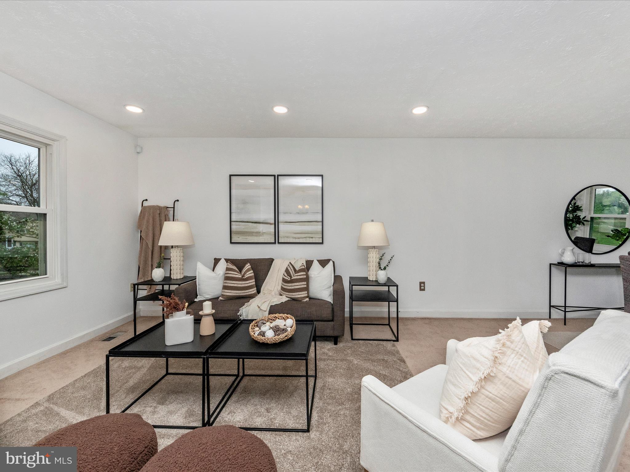 THE PROVINCES - Residential