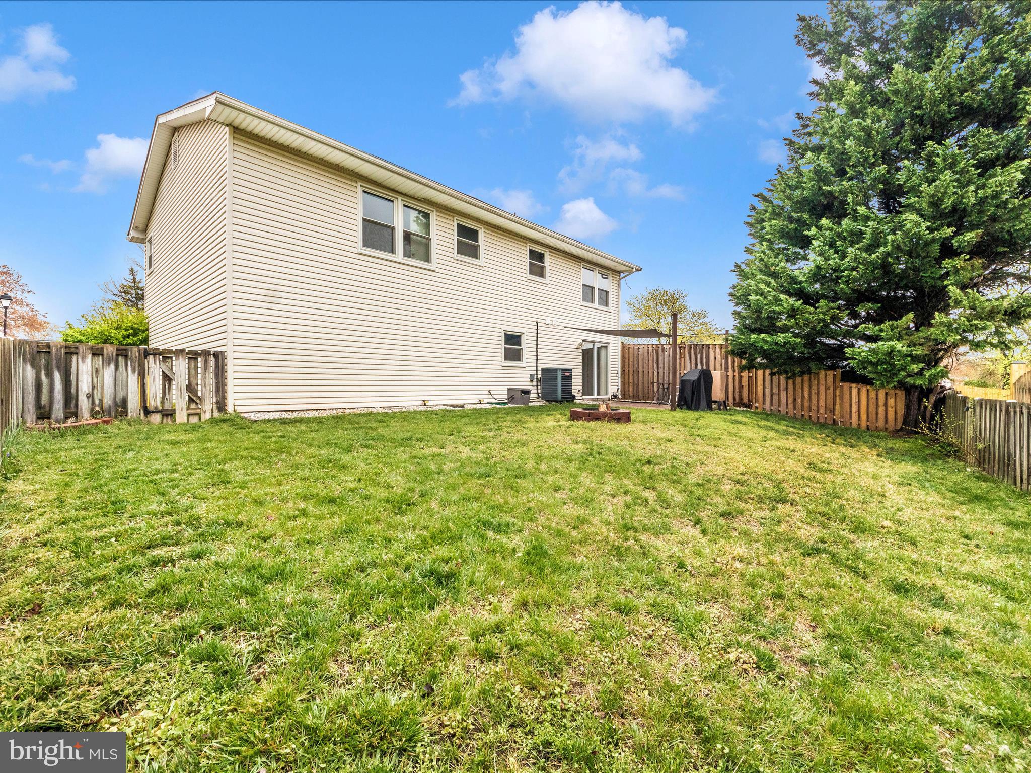 THE PROVINCES - Residential