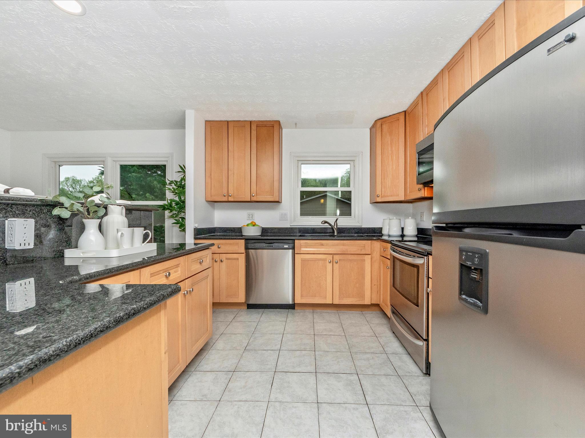 THE PROVINCES - Residential